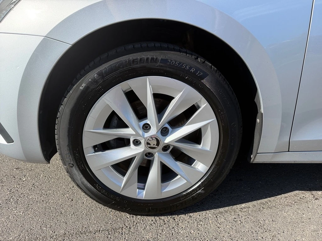 Škoda-Octavia-image-2