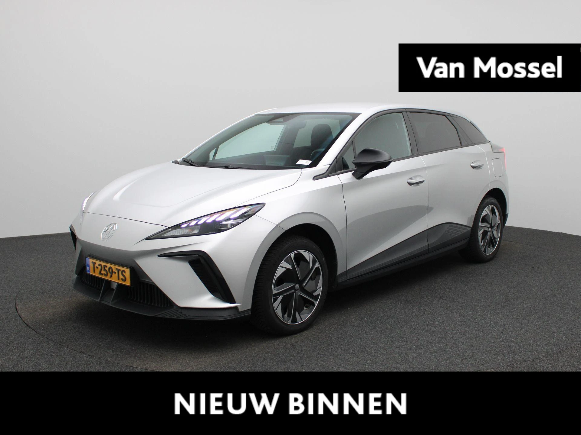 MG-MG4 EV-image-0