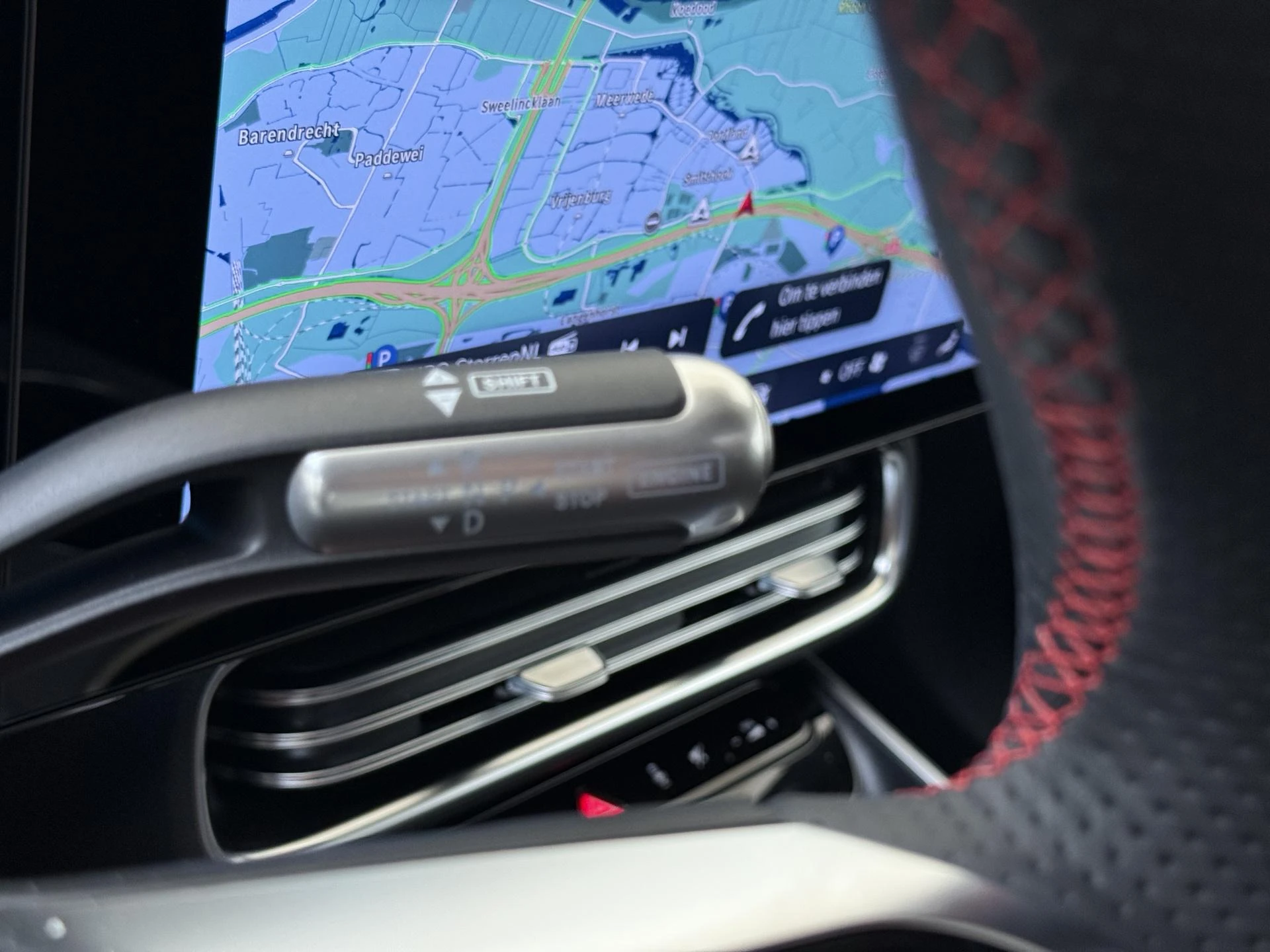 Mercedes-Benz-CLA-image-14