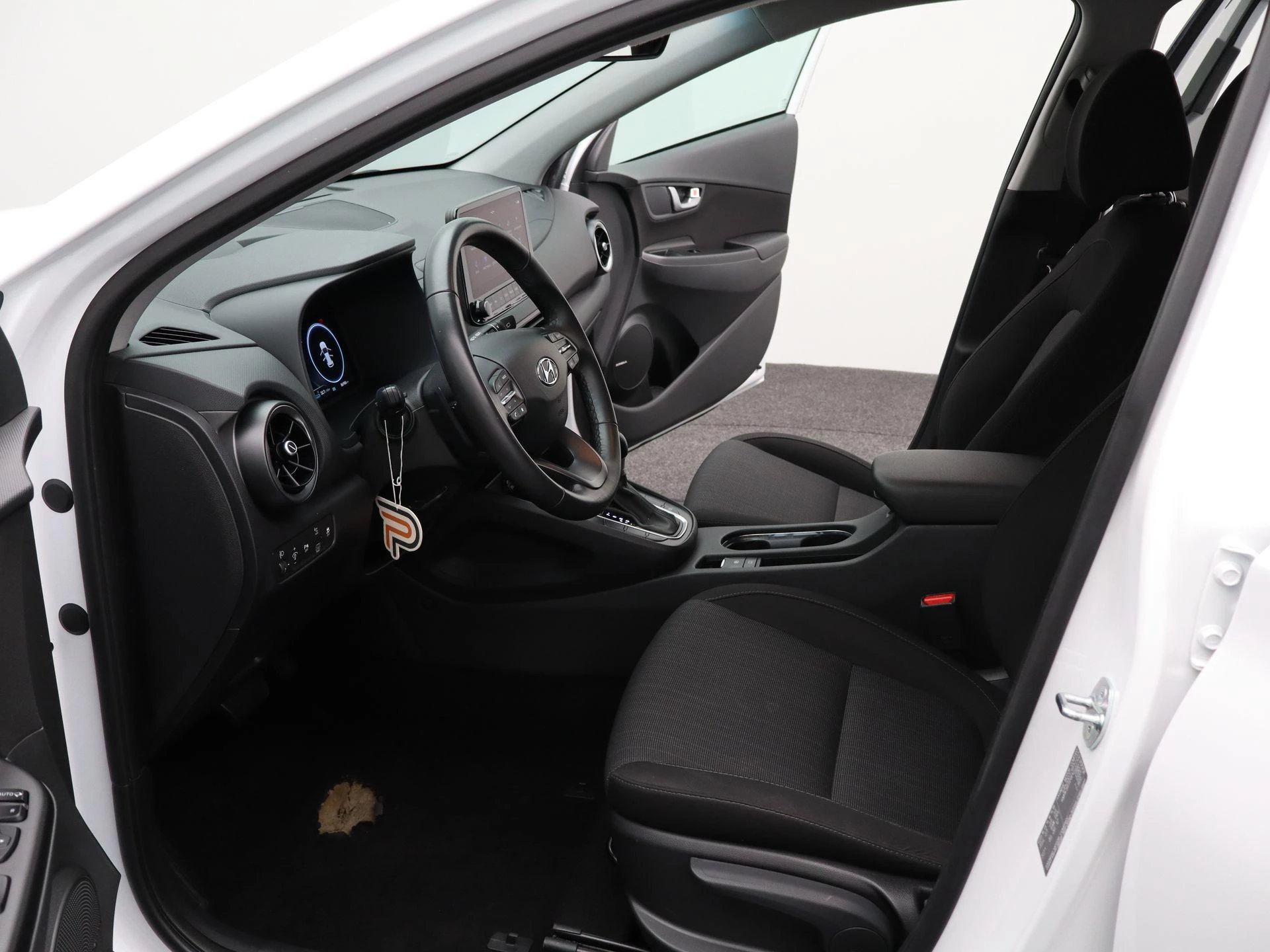 Hyundai-Kona-image-10