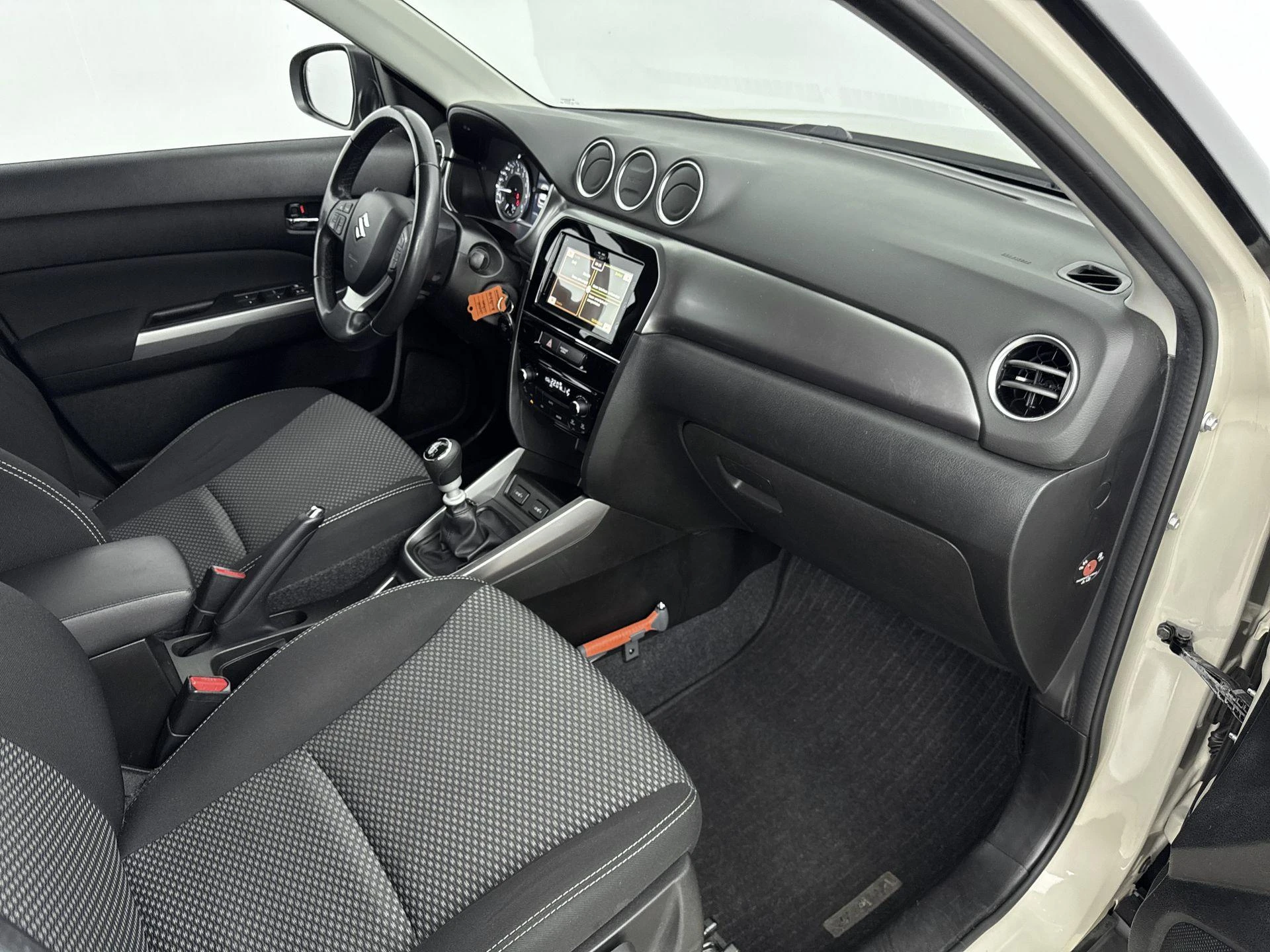 Suzuki-Vitara-image-16