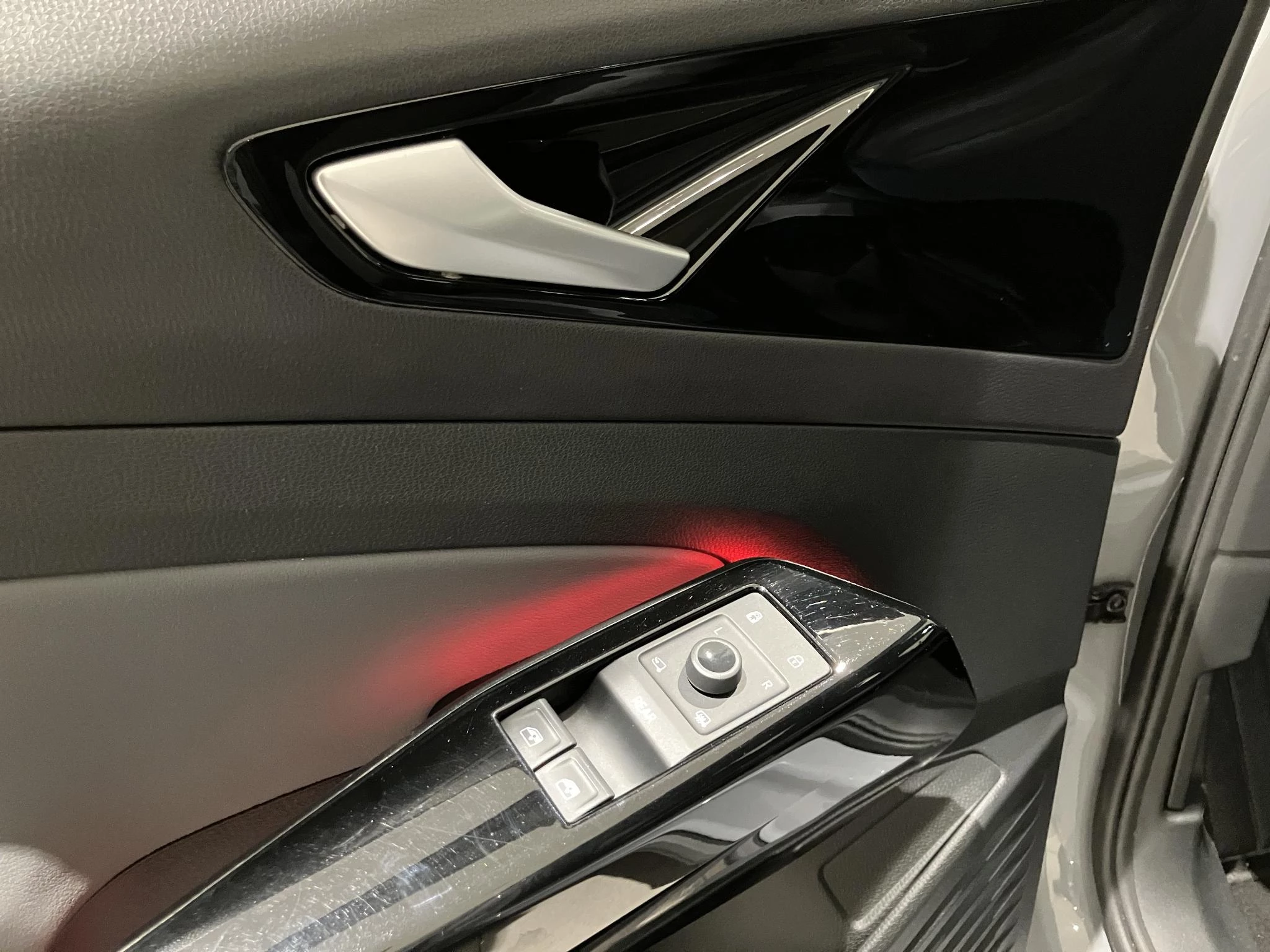 Volkswagen-ID.4-image-12