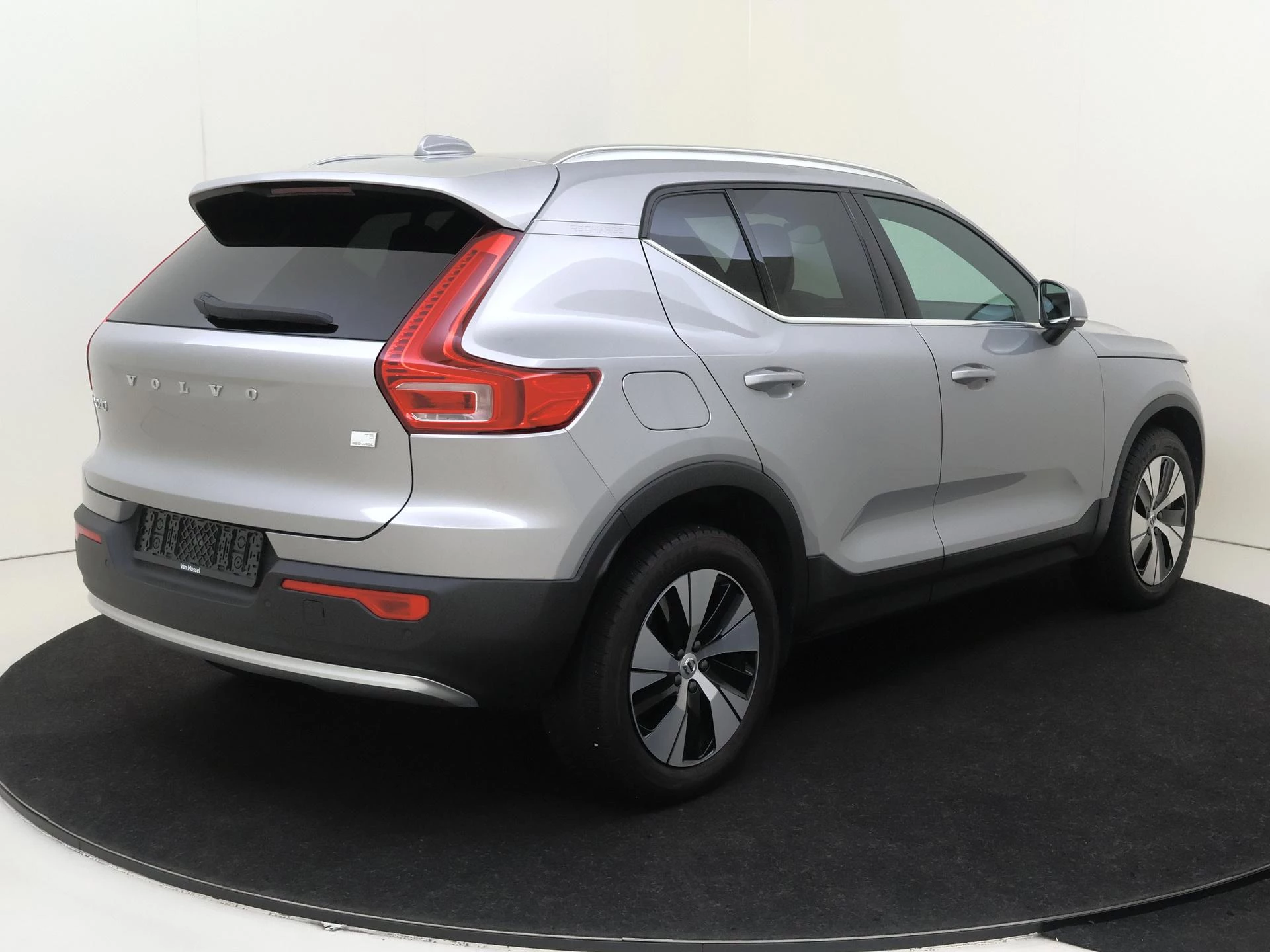 Volvo-XC40-image-3