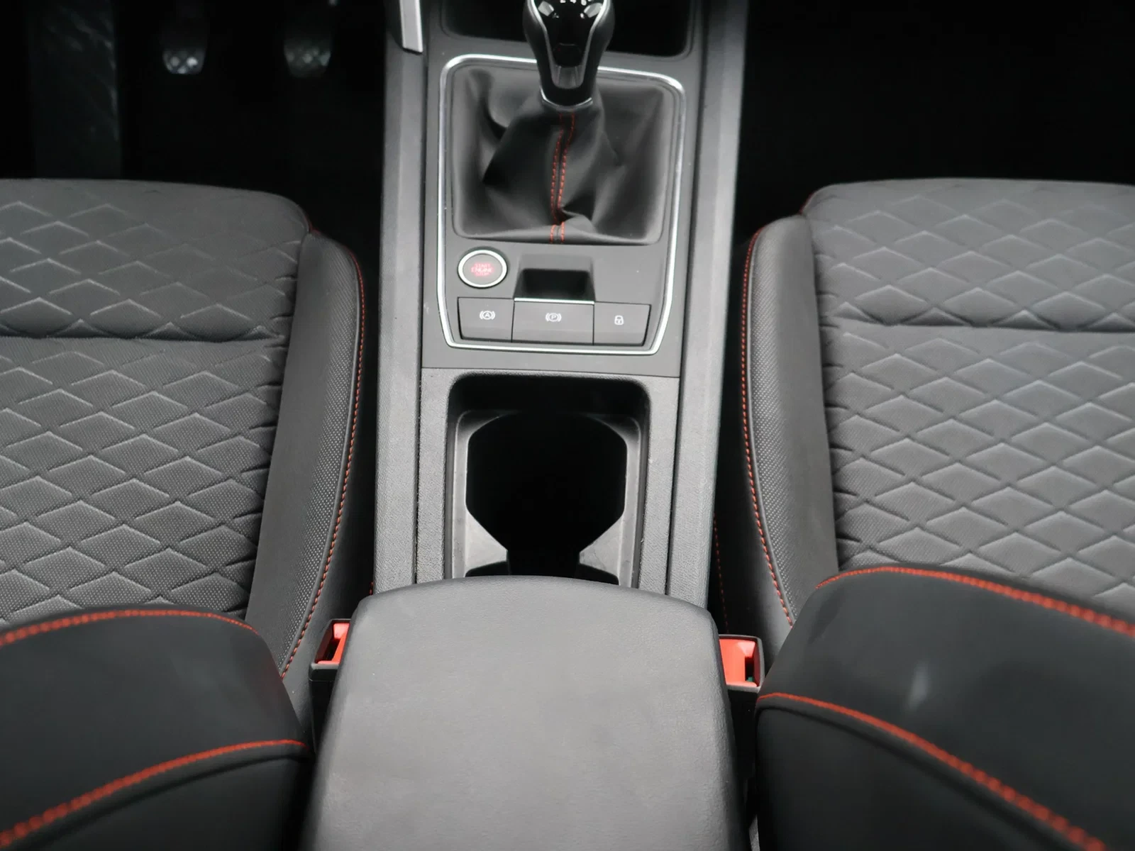 SEAT-Leon-image-14