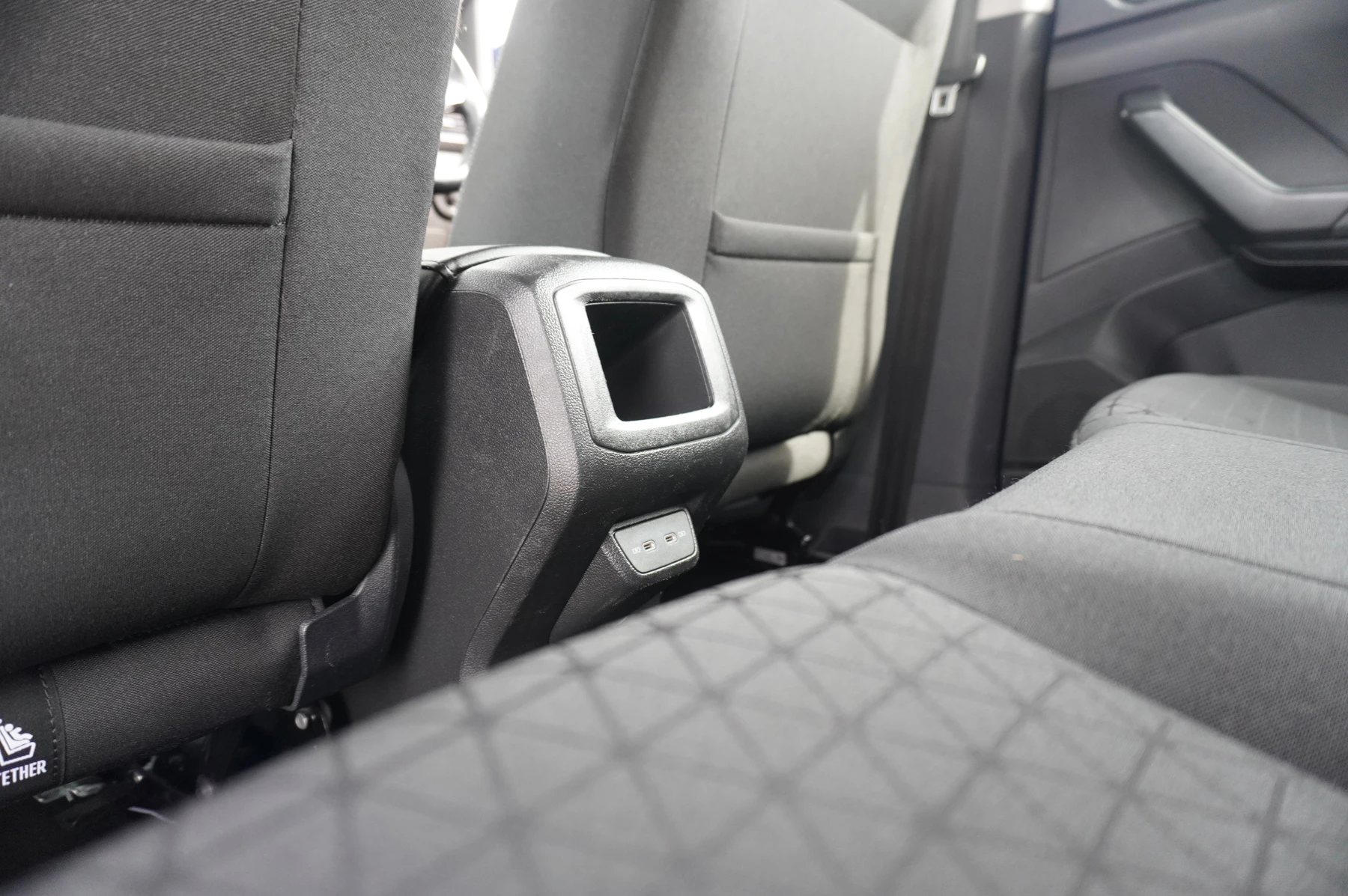 Volkswagen-T-Cross-image-11