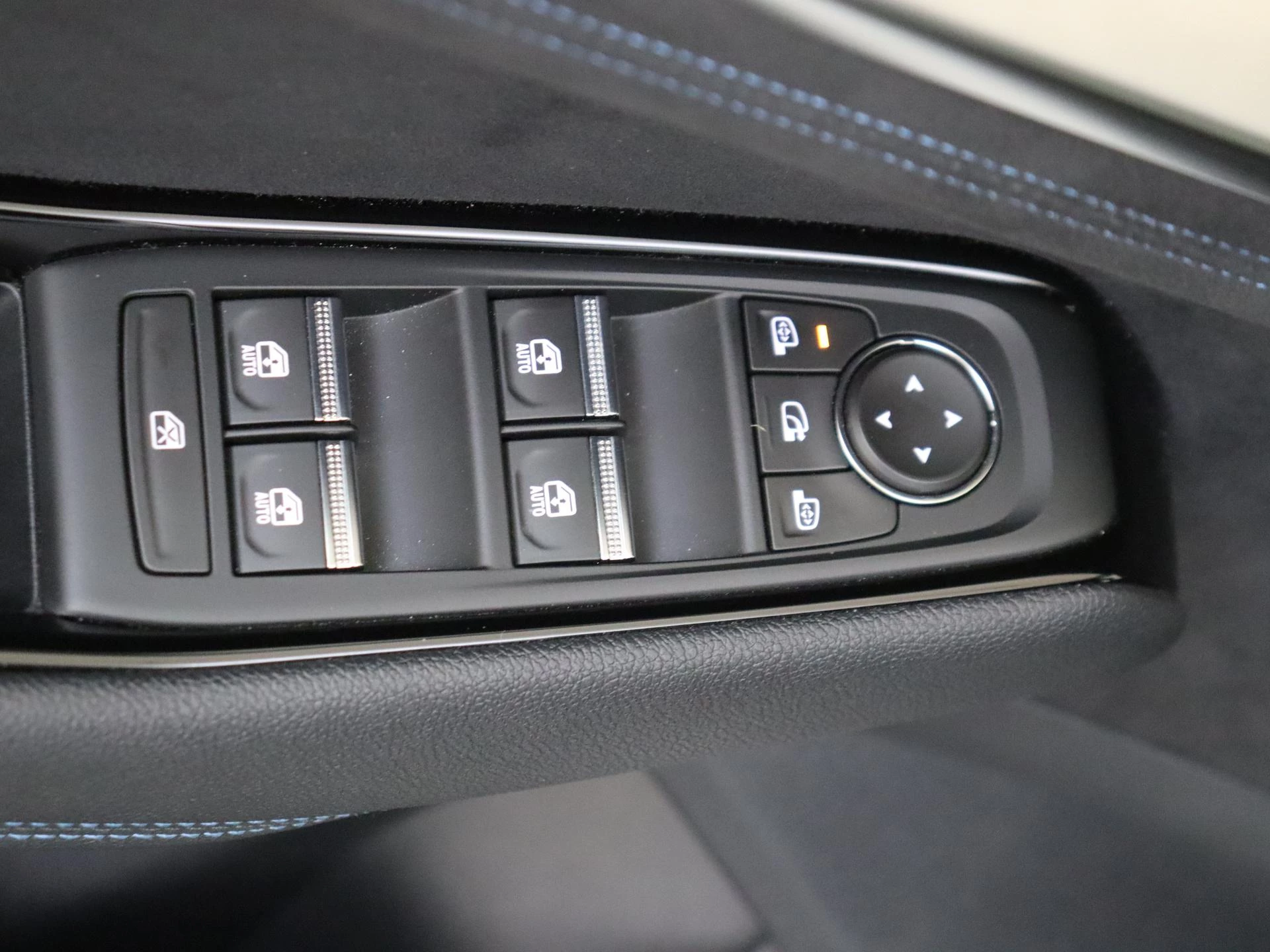 Renault Austral 1.2 E-Tech full hybrid 200 iconic esprit Alpine