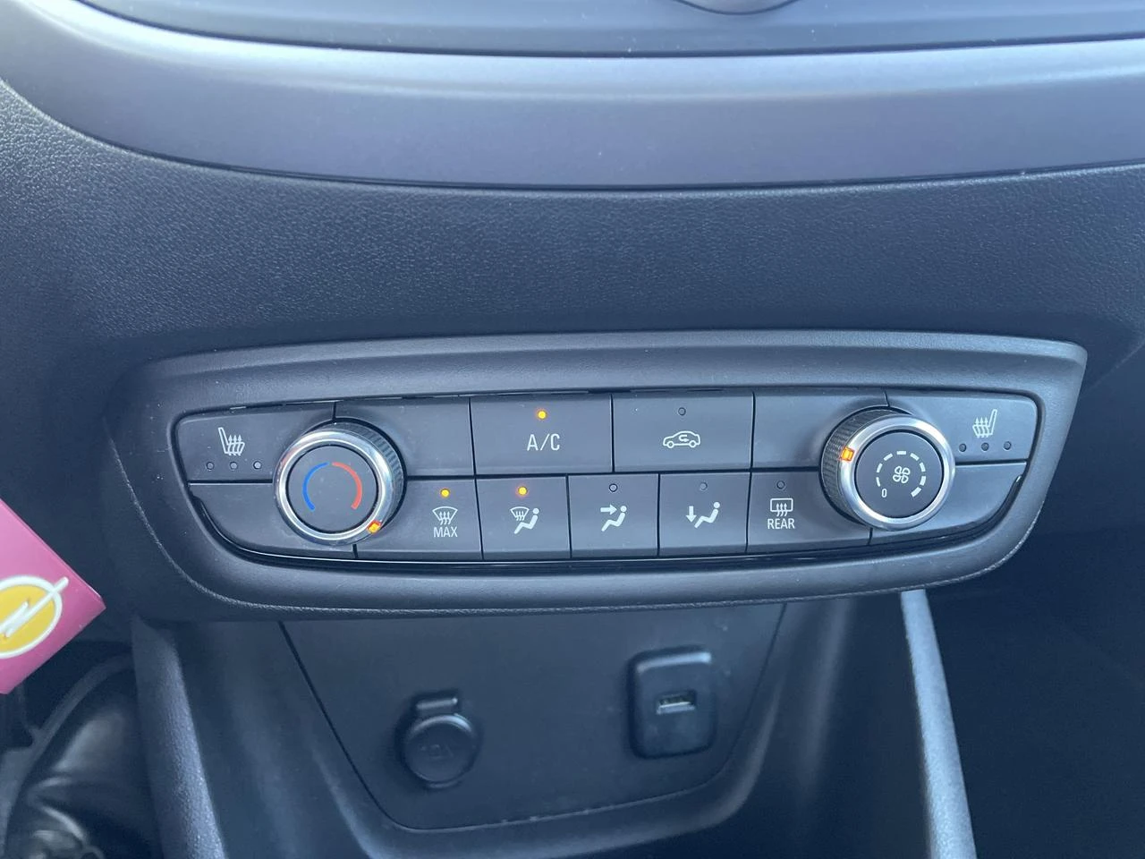 Opel-Crossland X-image-14