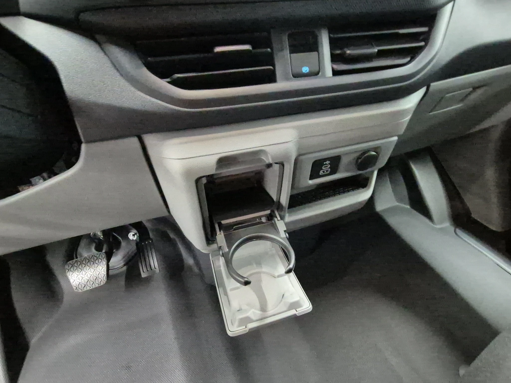 Ford-Transit Custom-image-13