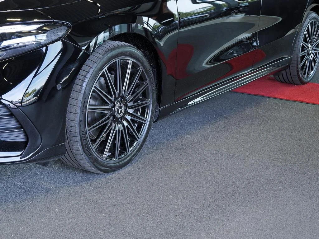 Mercedes-Benz-CLA 250+-image-2