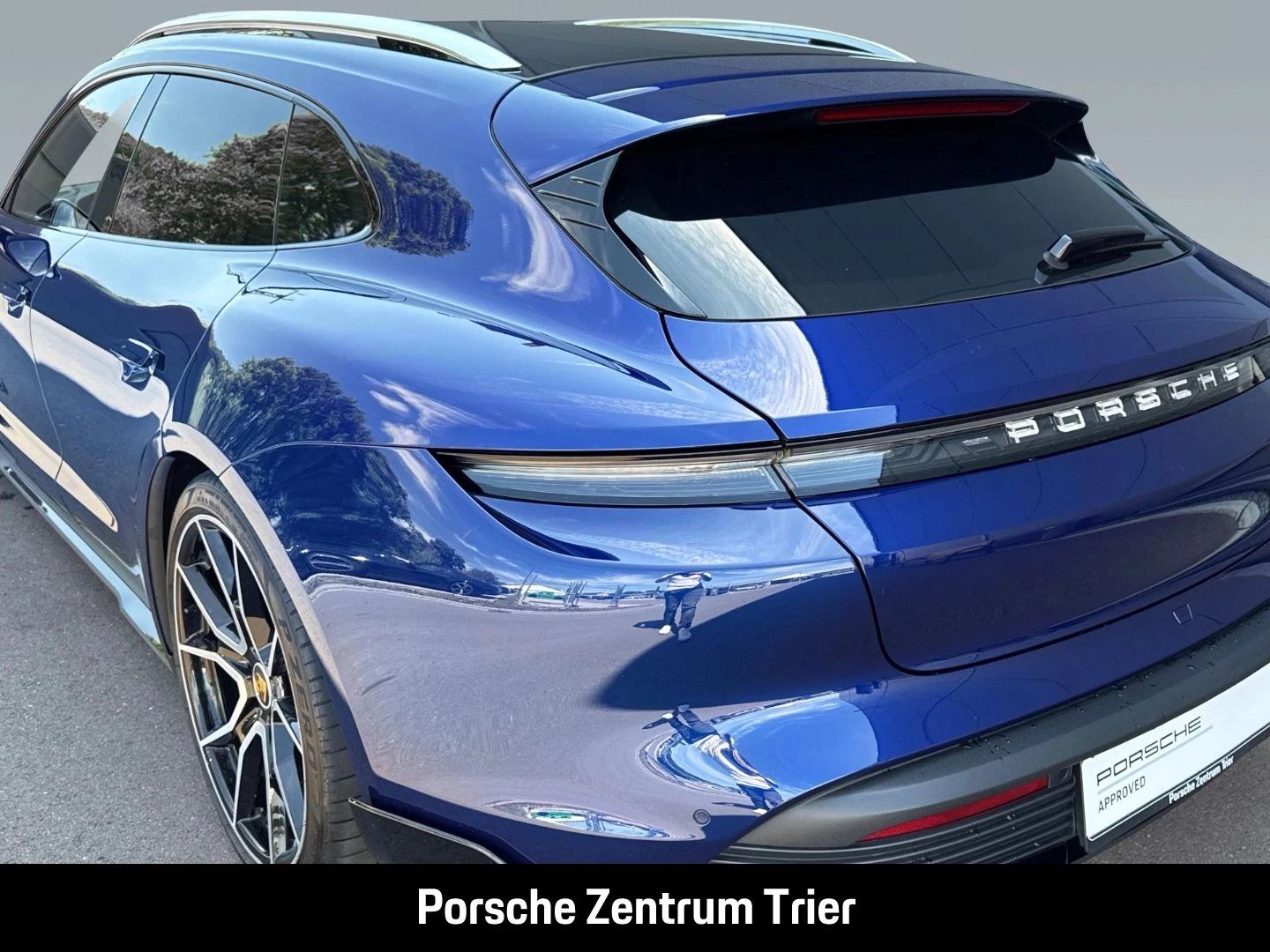 Porsche Taycan Turbo Sport Turismo Burmester HA-Lenkung turbo s