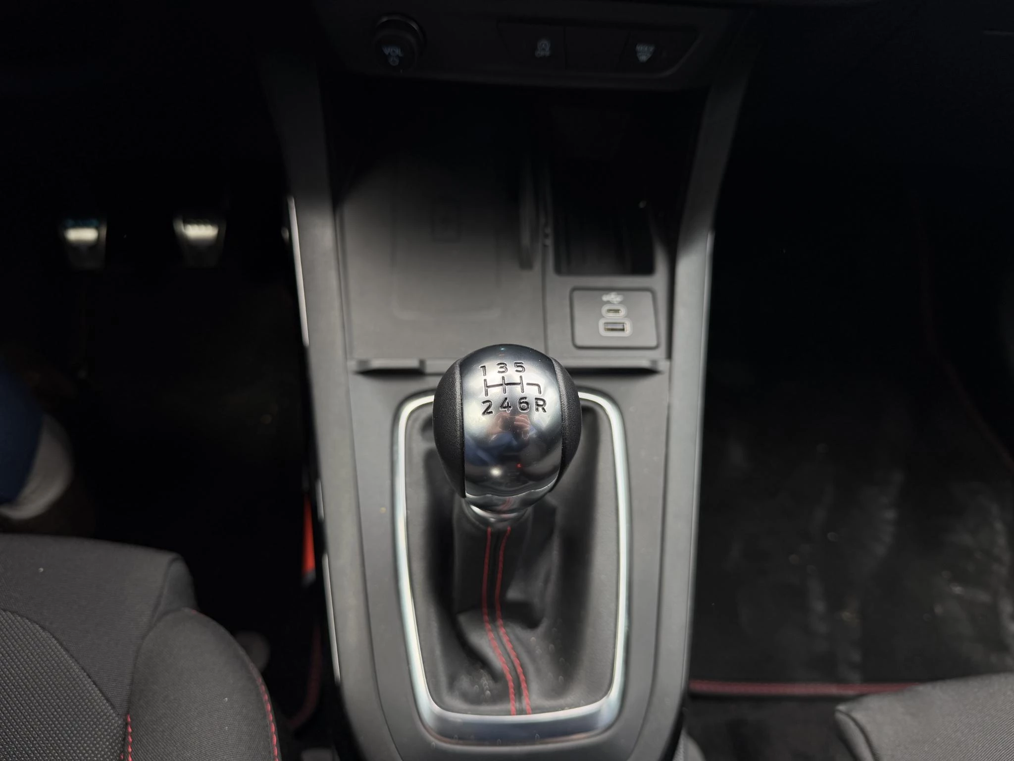 Ford-Puma-image-17