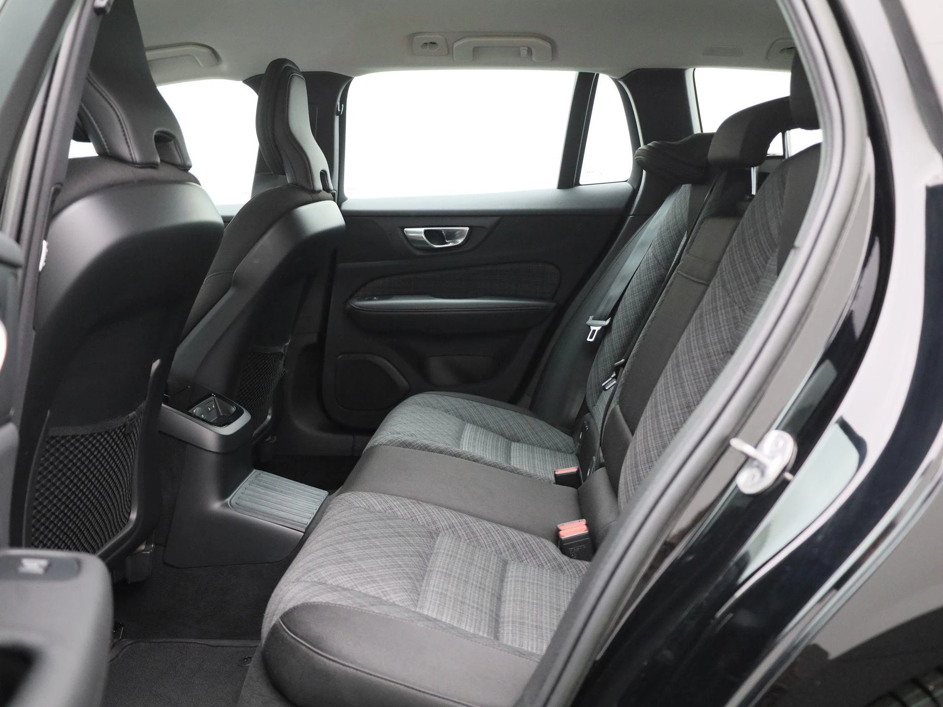 Volvo-V60-image-11