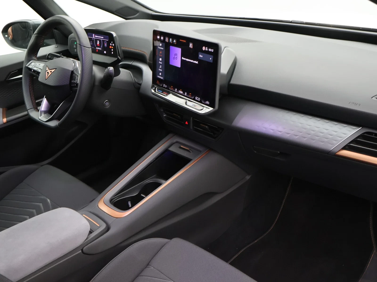 CUPRA-Born-image-2