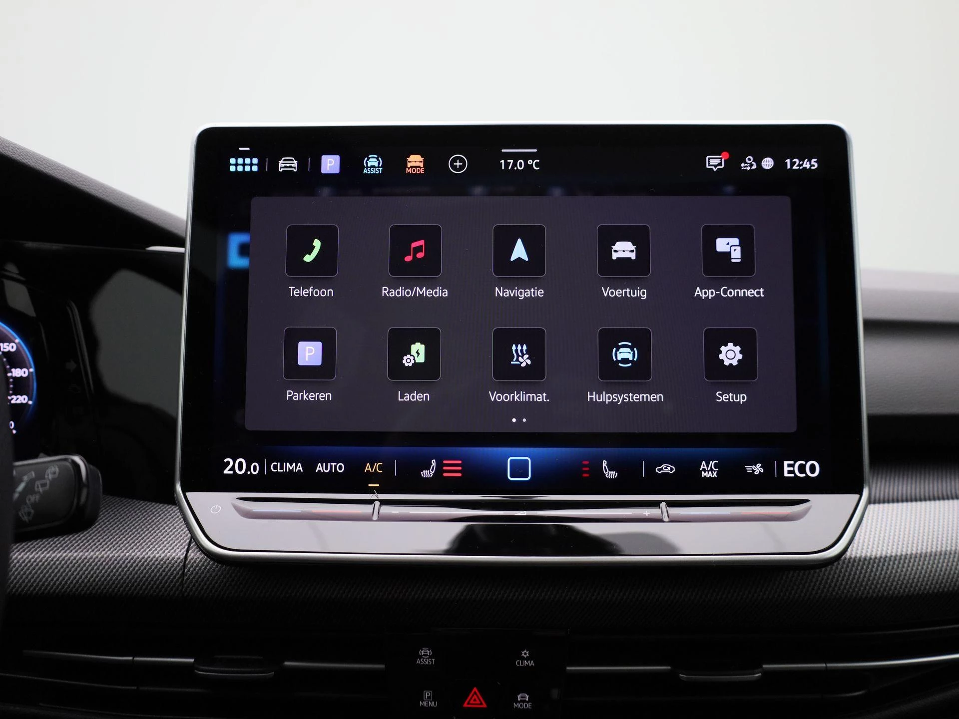 Volkswagen-Golf-image-21