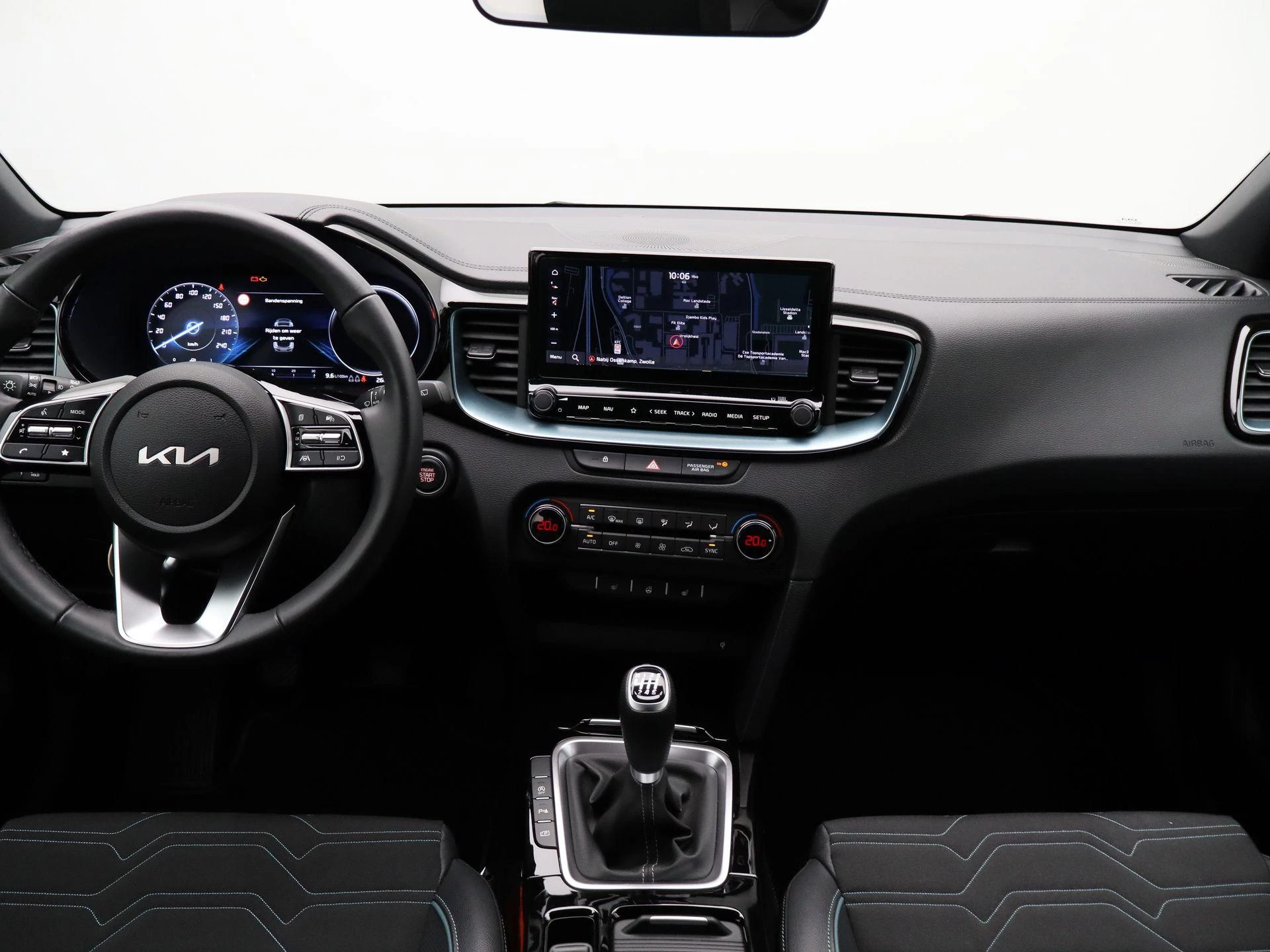 Kia-Ceed Sportswagon-image-36