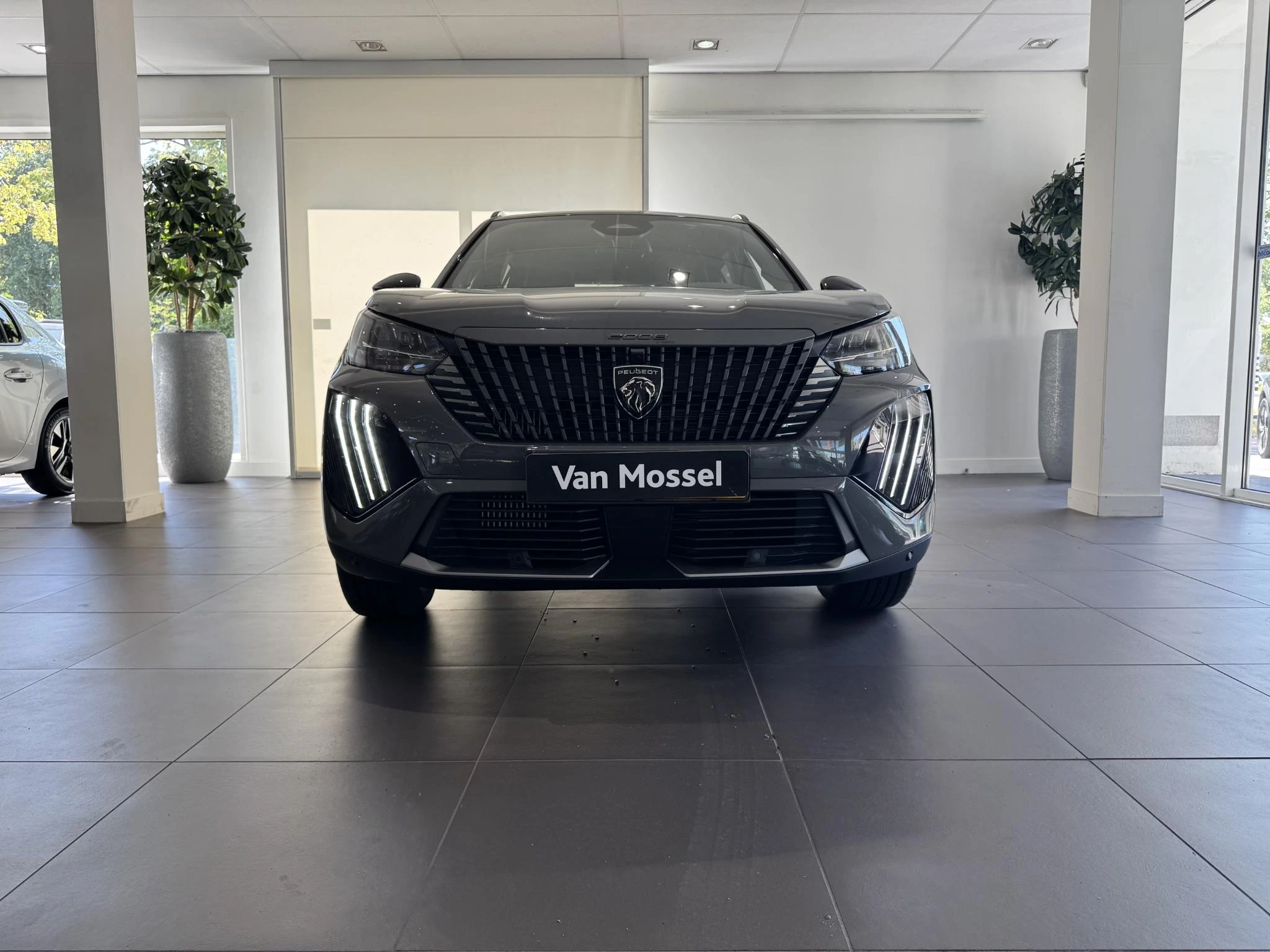 Peugeot 2008 1.2 Hybrid 145 GT