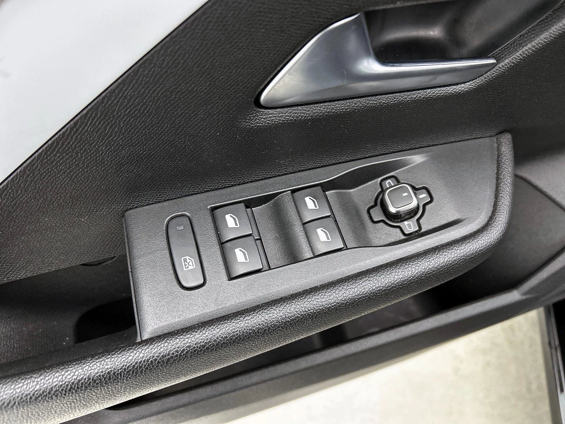 Opel-Astra-image-32