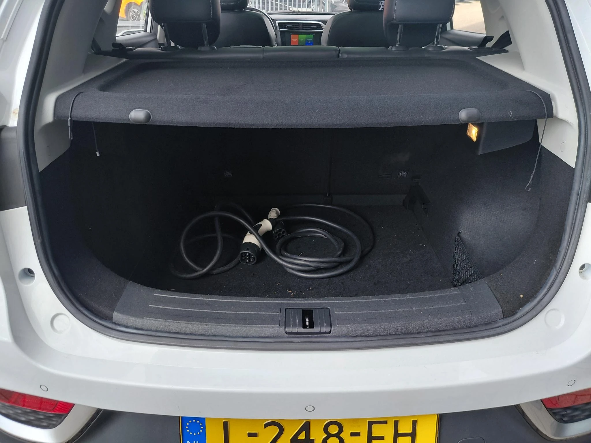 MG-ZS EV-image-9