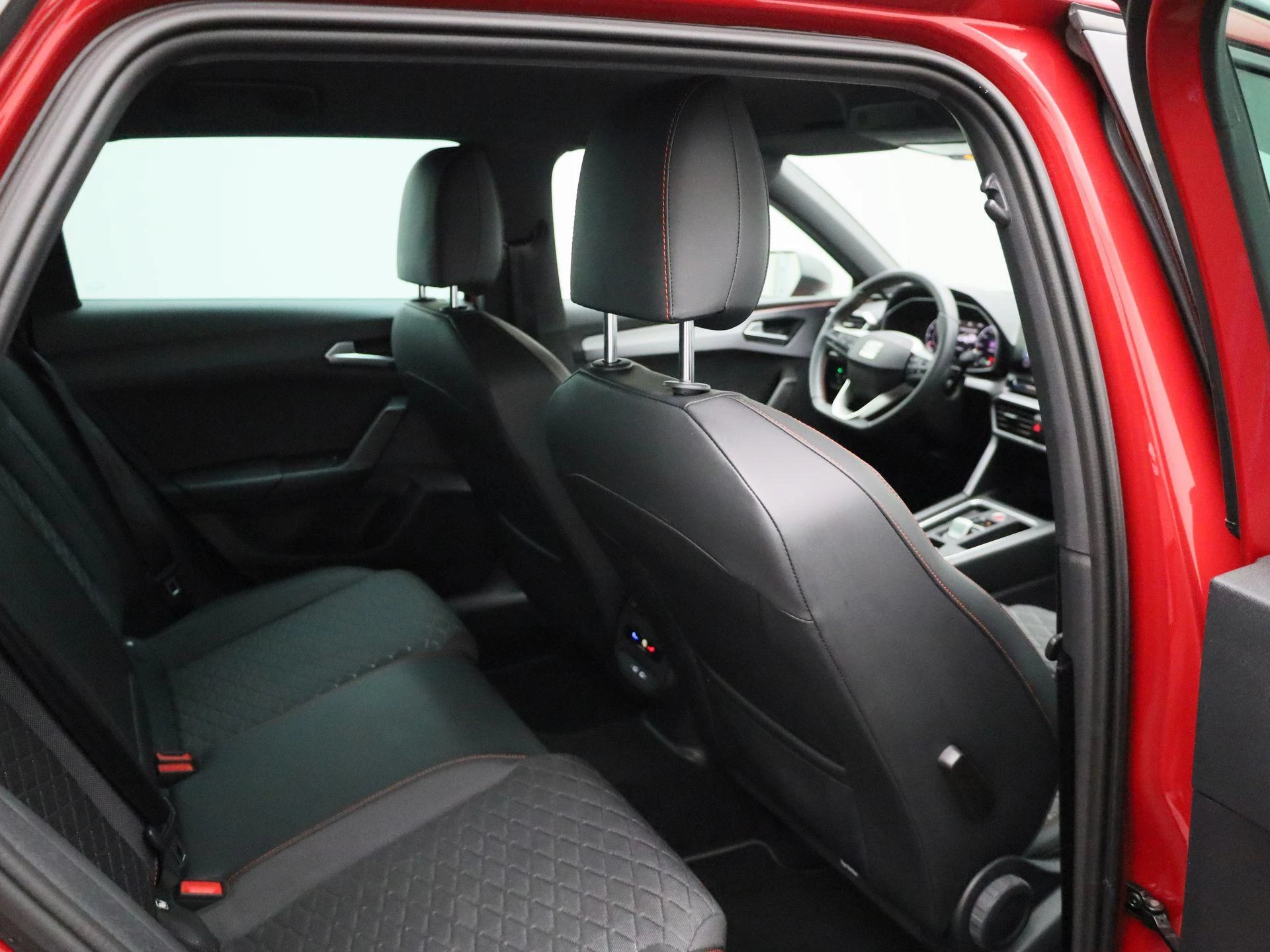 SEAT-Leon-image-34