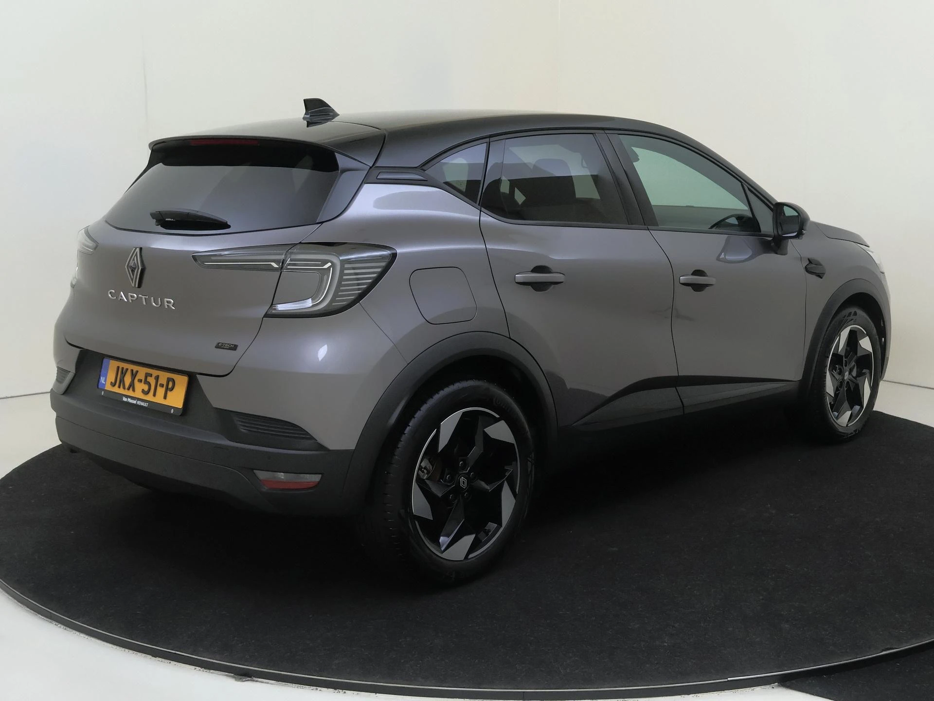 Renault-Captur-image-3