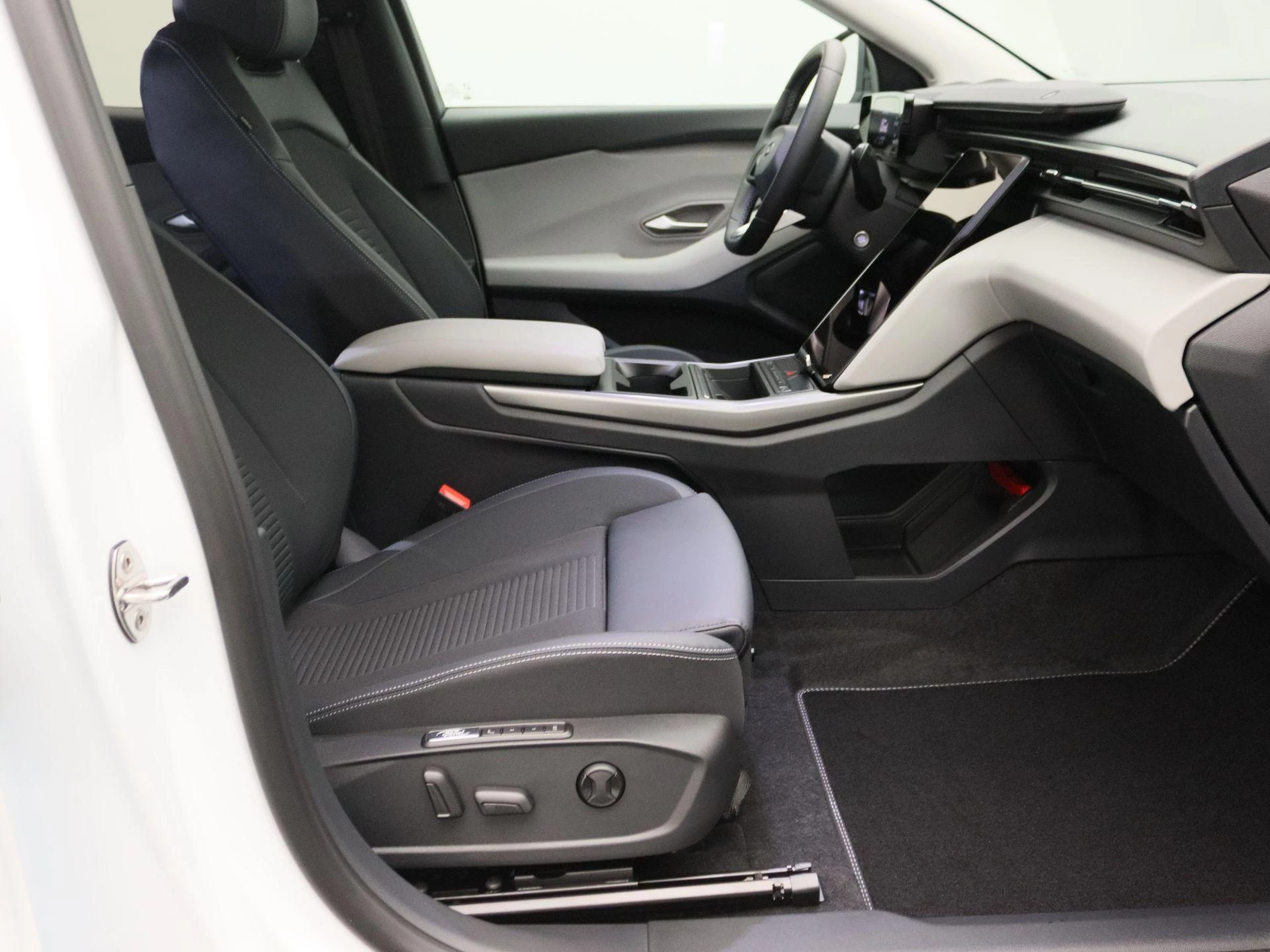 Ford-Explorer-image-24