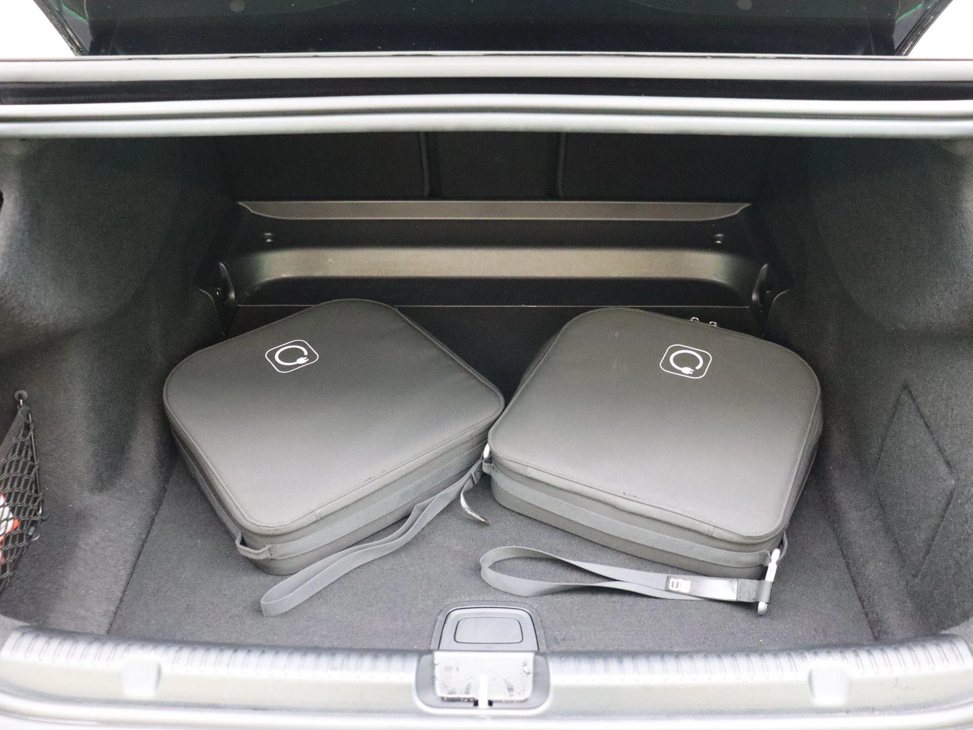 Mercedes-Benz EQE 300 AMG Line + PANORAMISCH DAK + AIRMATIC +