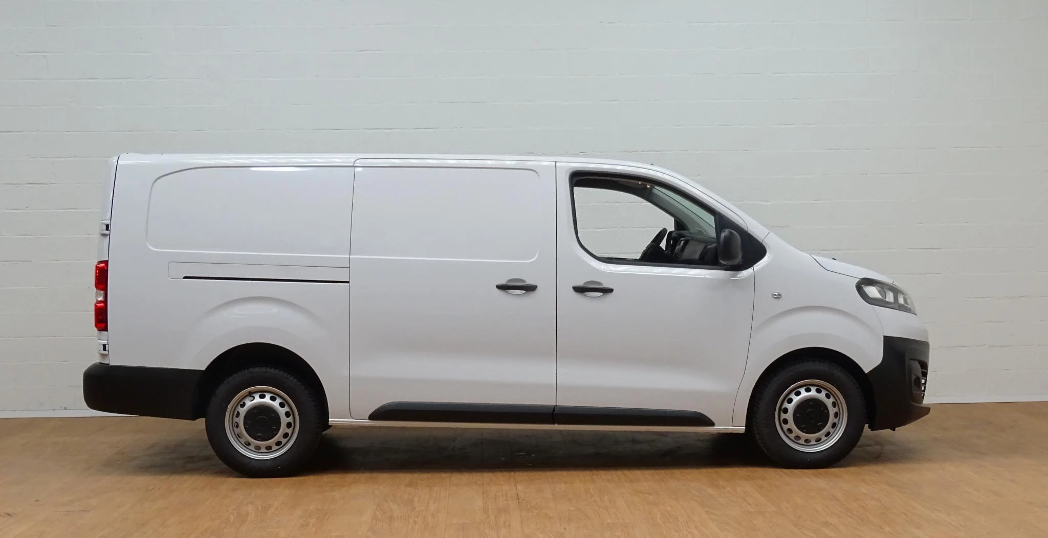 Opel Vivaro 2.0 Turbo 106kW Edition L3H1