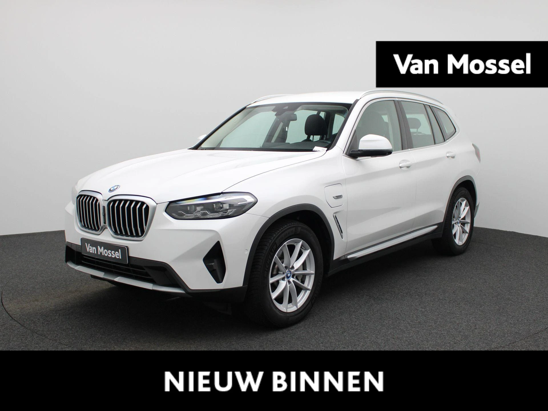 BMW-X3-image-0