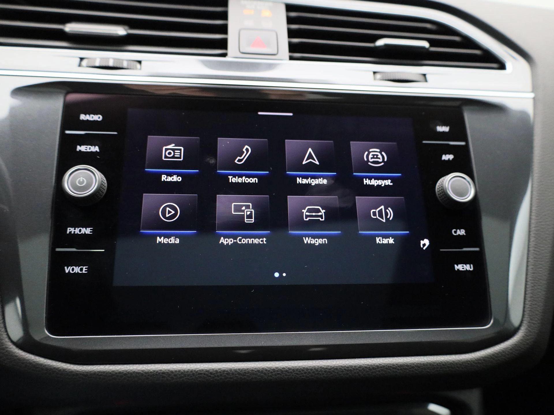 Volkswagen-Tiguan Allspace-image-21