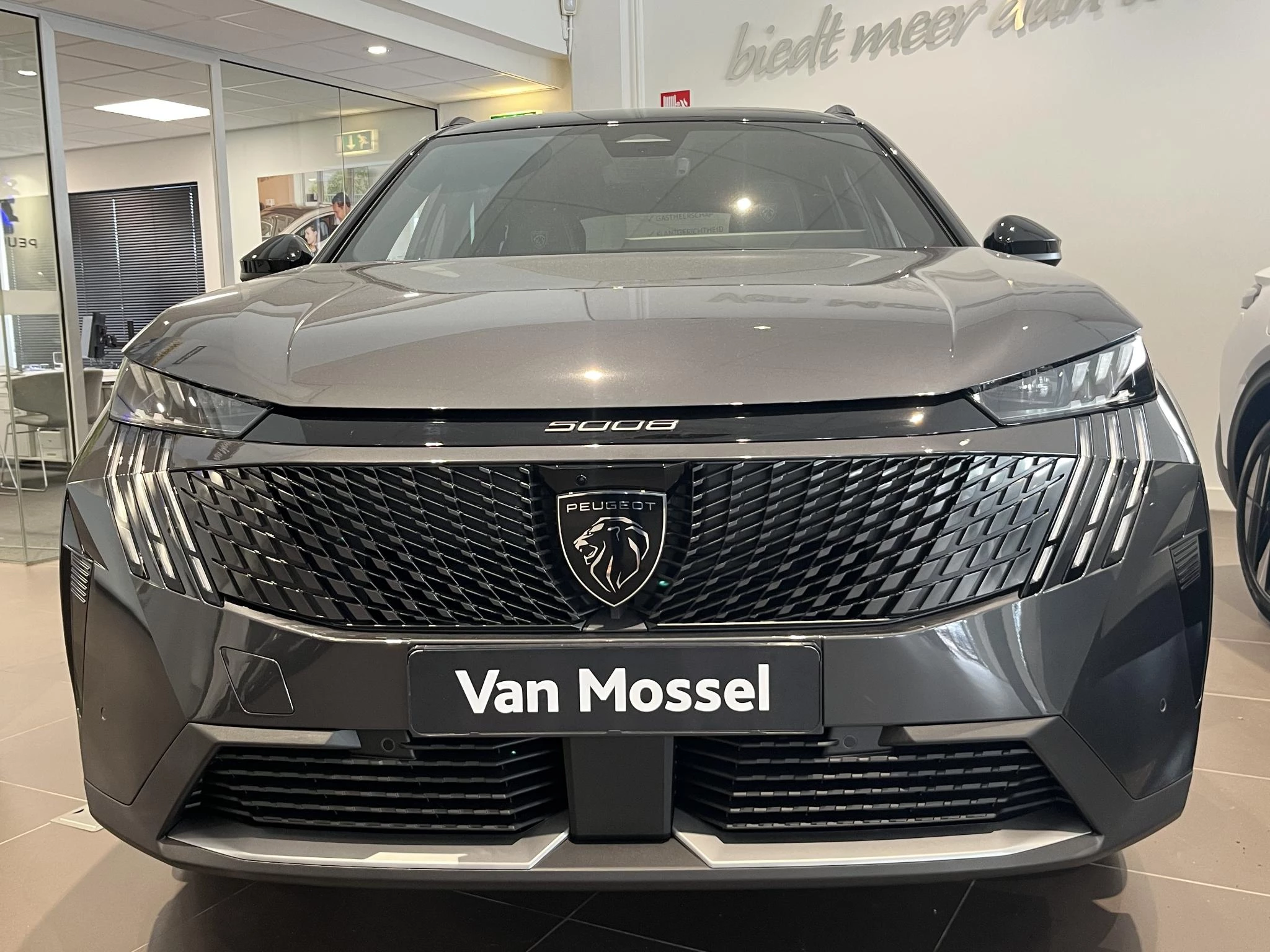 Peugeot 5008 1.2 Hybrid 145 GT