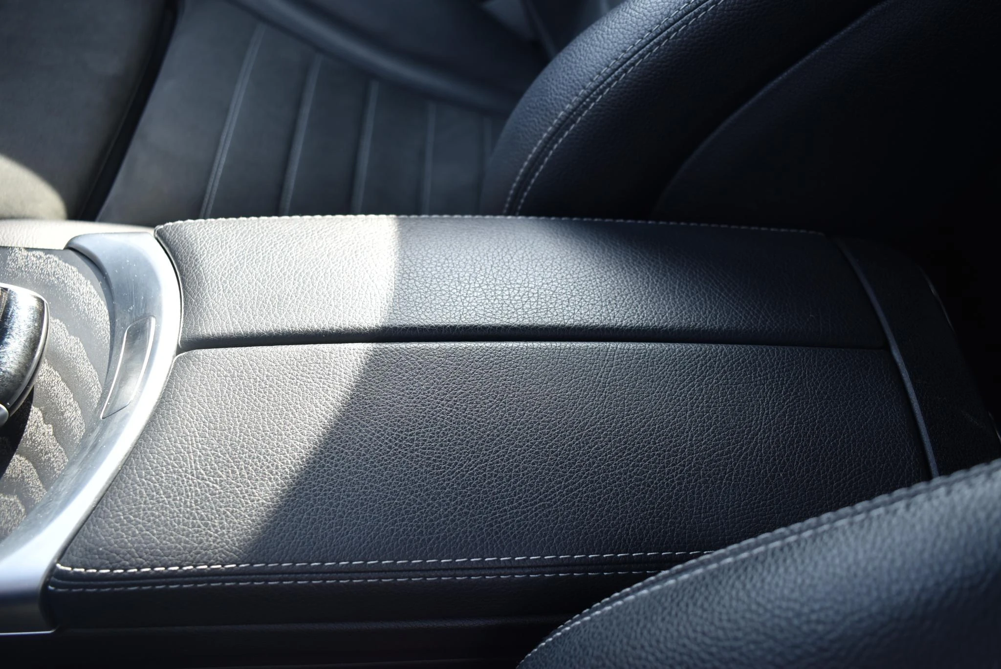 Mercedes-Benz-C-Klasse-image-34