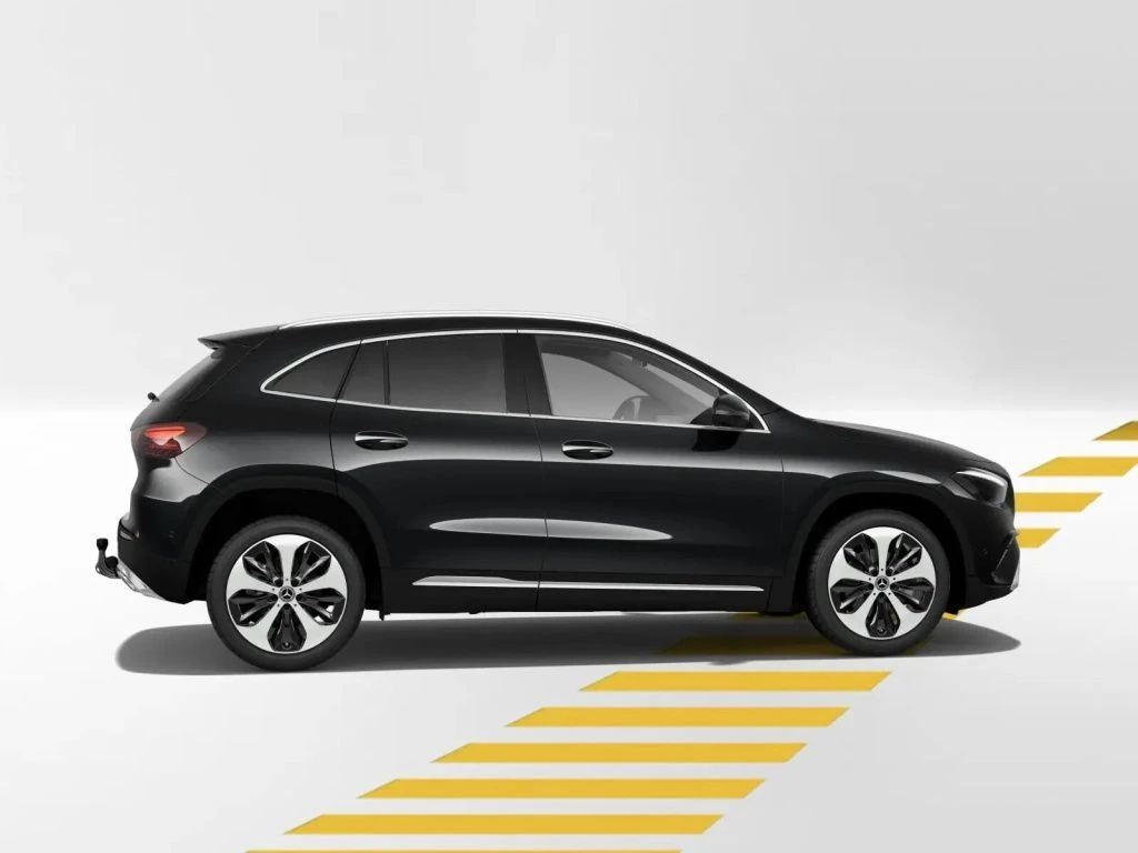 Mercedes-Benz-GLA 200-image-6
