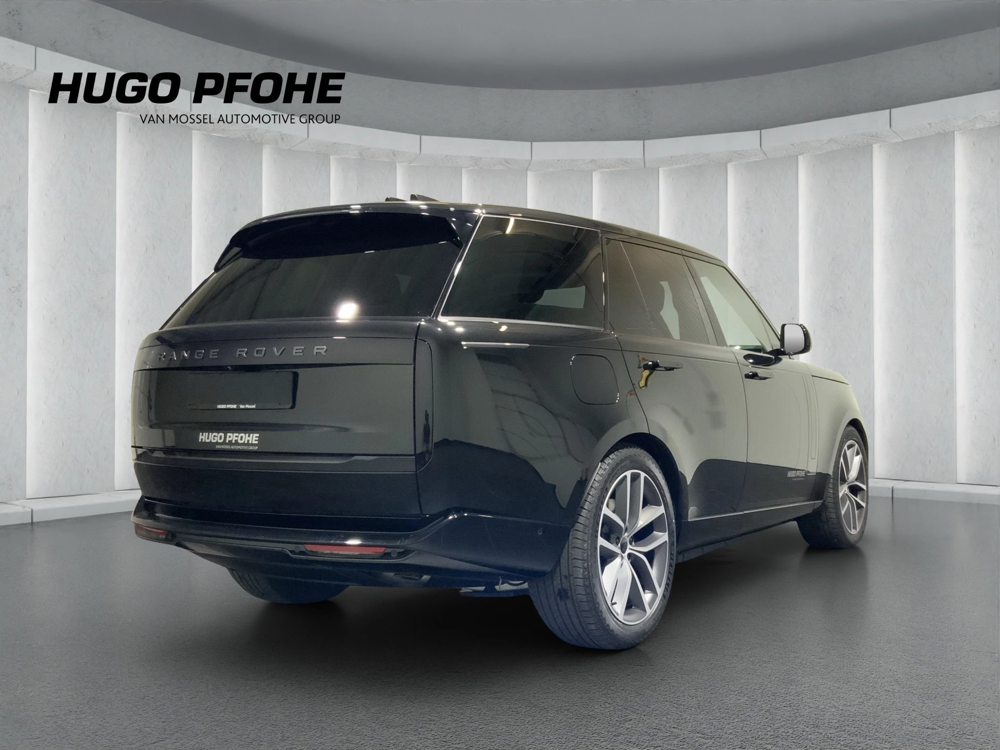 Land Rover Range Rover Autobiography 3.0 P550e Geländewagen. 405 kW. 5-türig