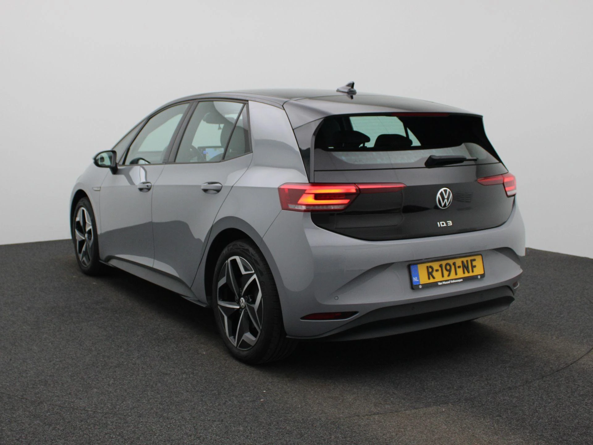 Volkswagen-ID.3-image-1