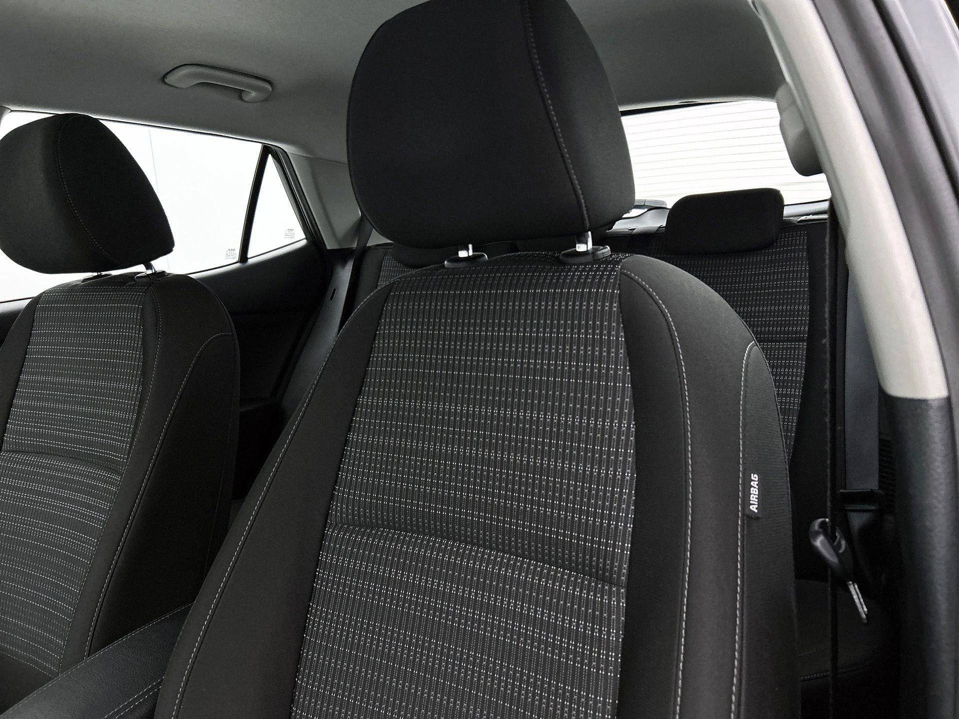 Kia-Stonic-image-13
