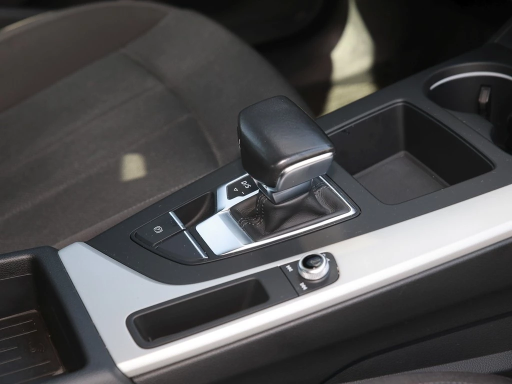 Audi A4 Limousine 40 TDI advanced Navi Virtual Kamera