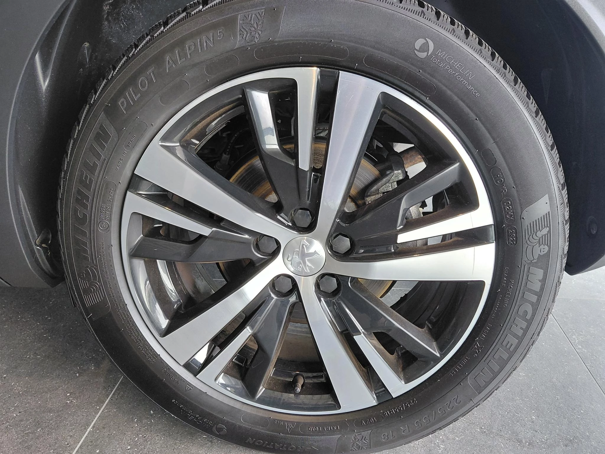 Peugeot 3008 1.6 HYbrid 225 GT