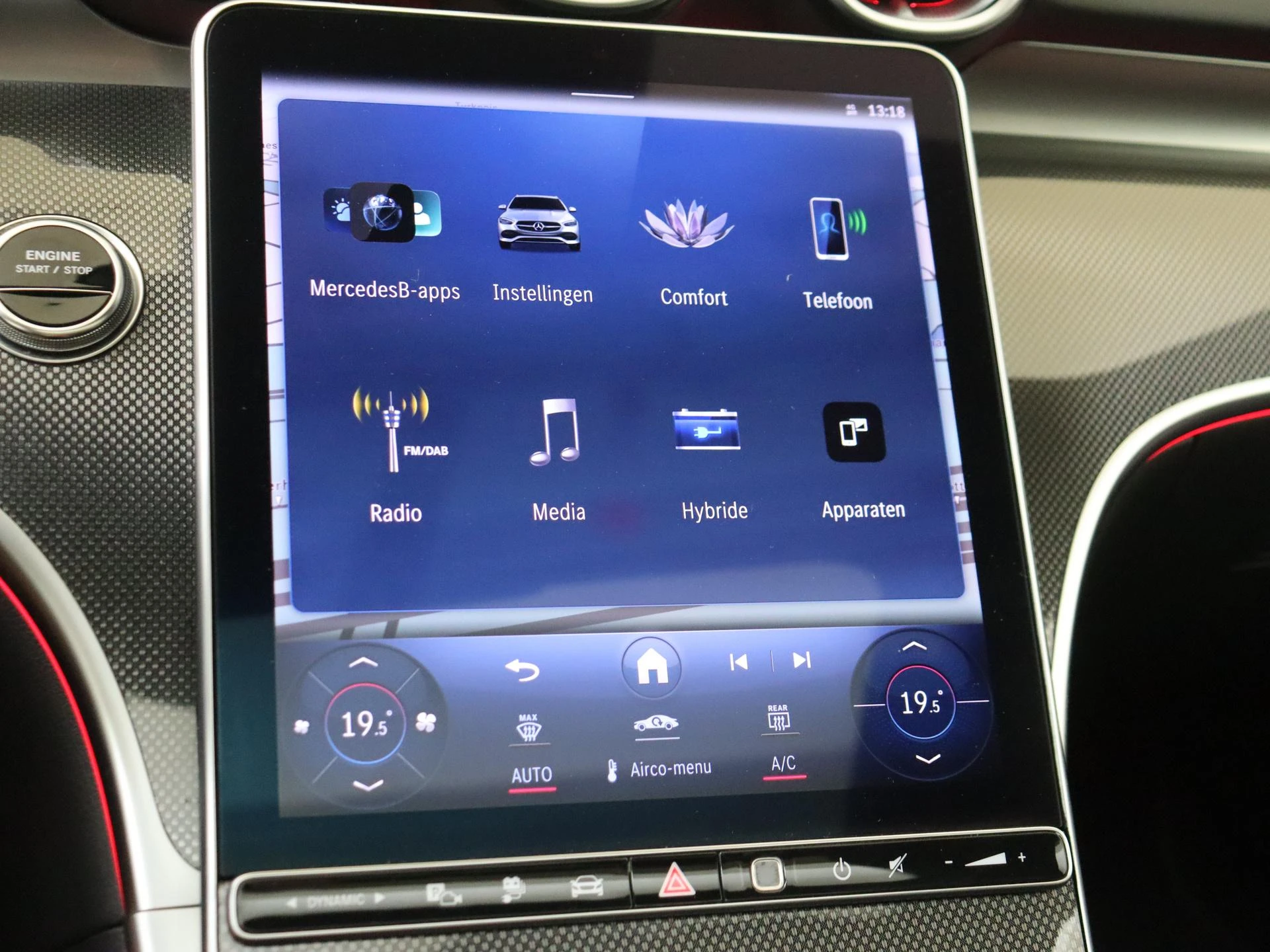 Mercedes-Benz-C-Klasse-image-16
