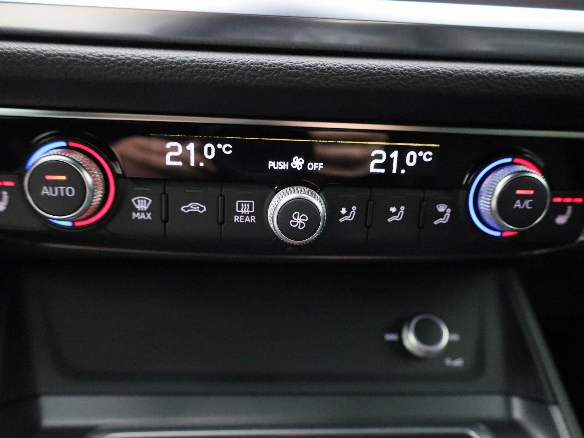 Audi-Q3-image-23