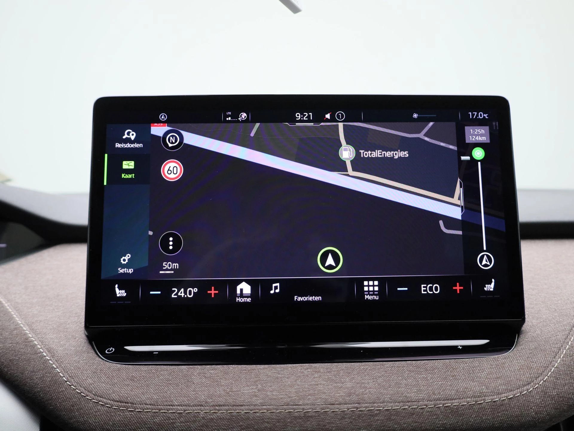 Škoda-Enyaq iV-image-15