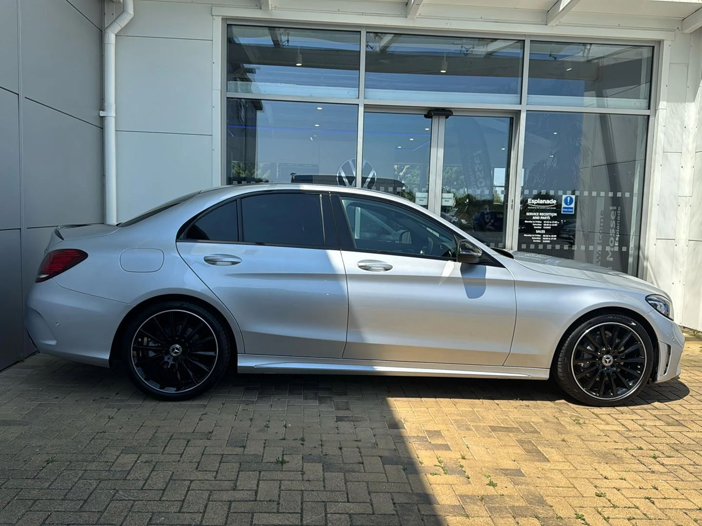 Mercedes-Benz C-Class CLASS C220d AMG Line Edition Premium 4dr 9G-Tronic