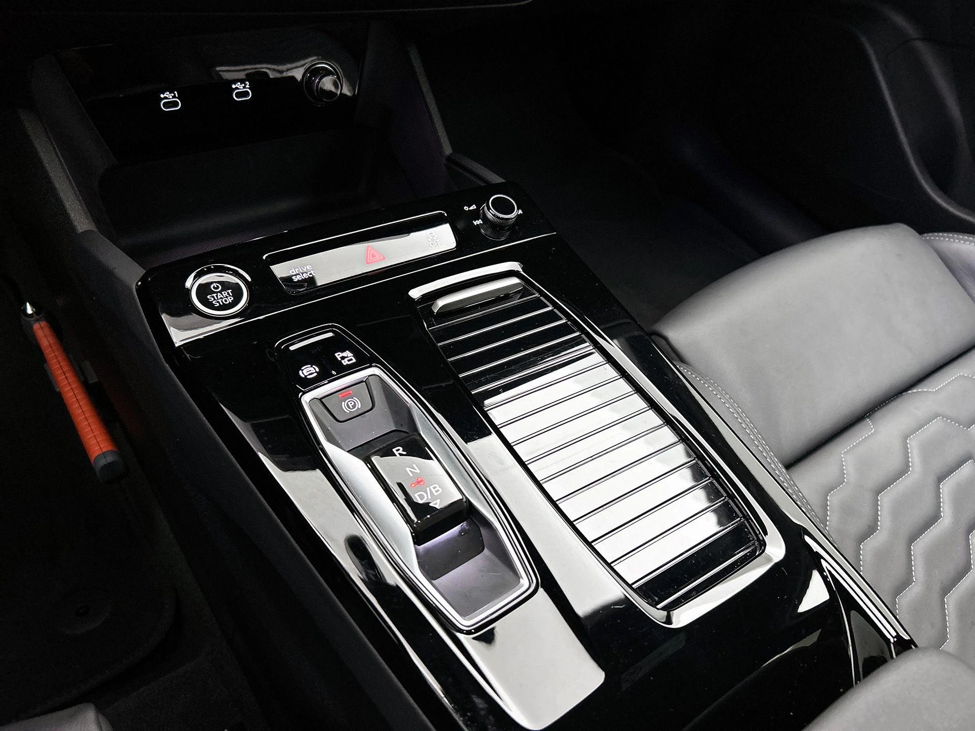 Audi A6 Avant e-tron S edition 83 kWh