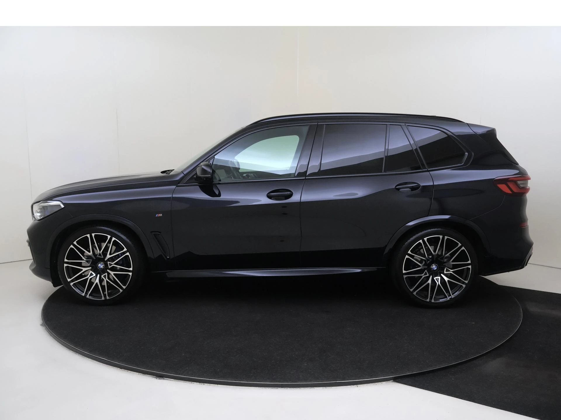 BMW X5 M50i High Executive