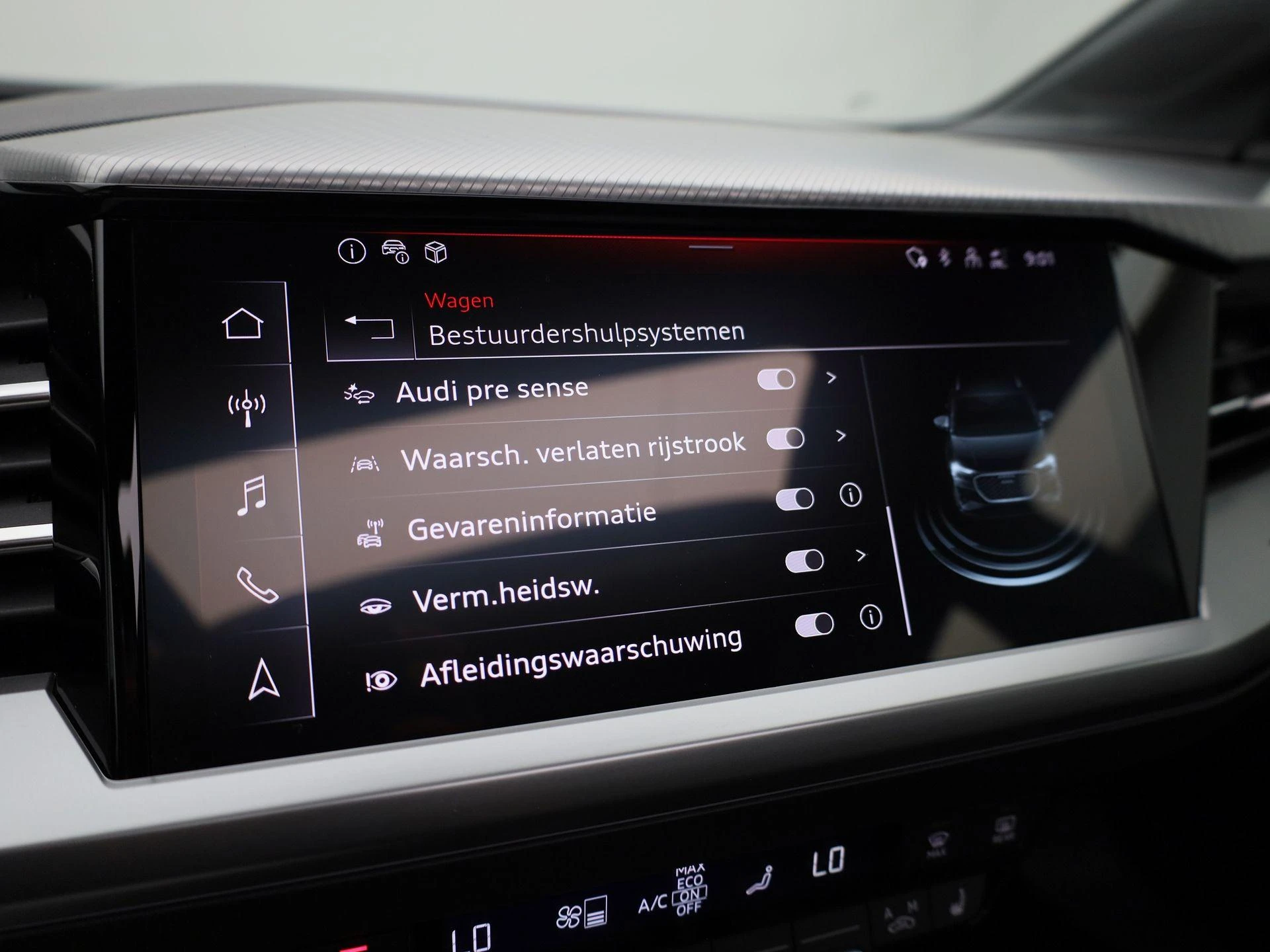 Audi-Q4 e-tron-image-35