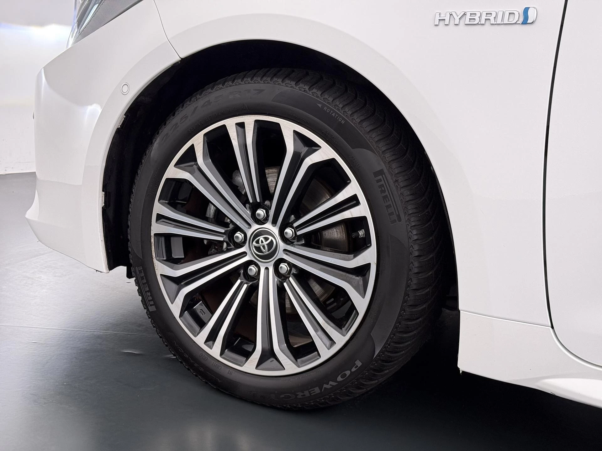 Toyota-Corolla Touring Sports-image-11