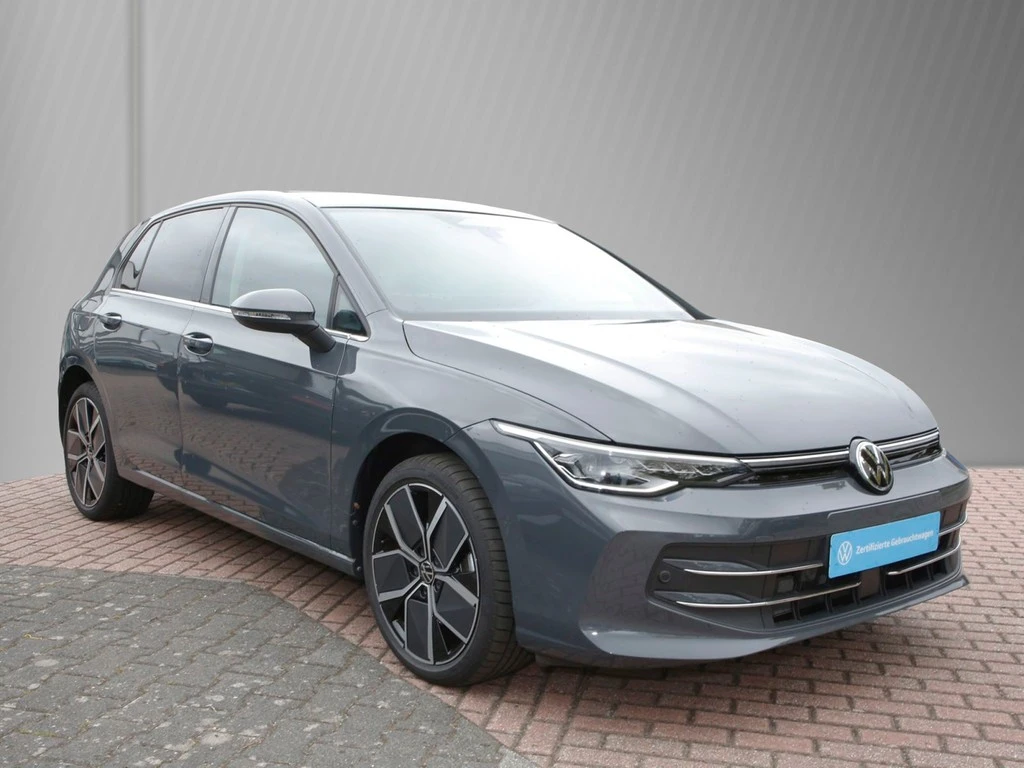 Volkswagen-Golf-image-3
