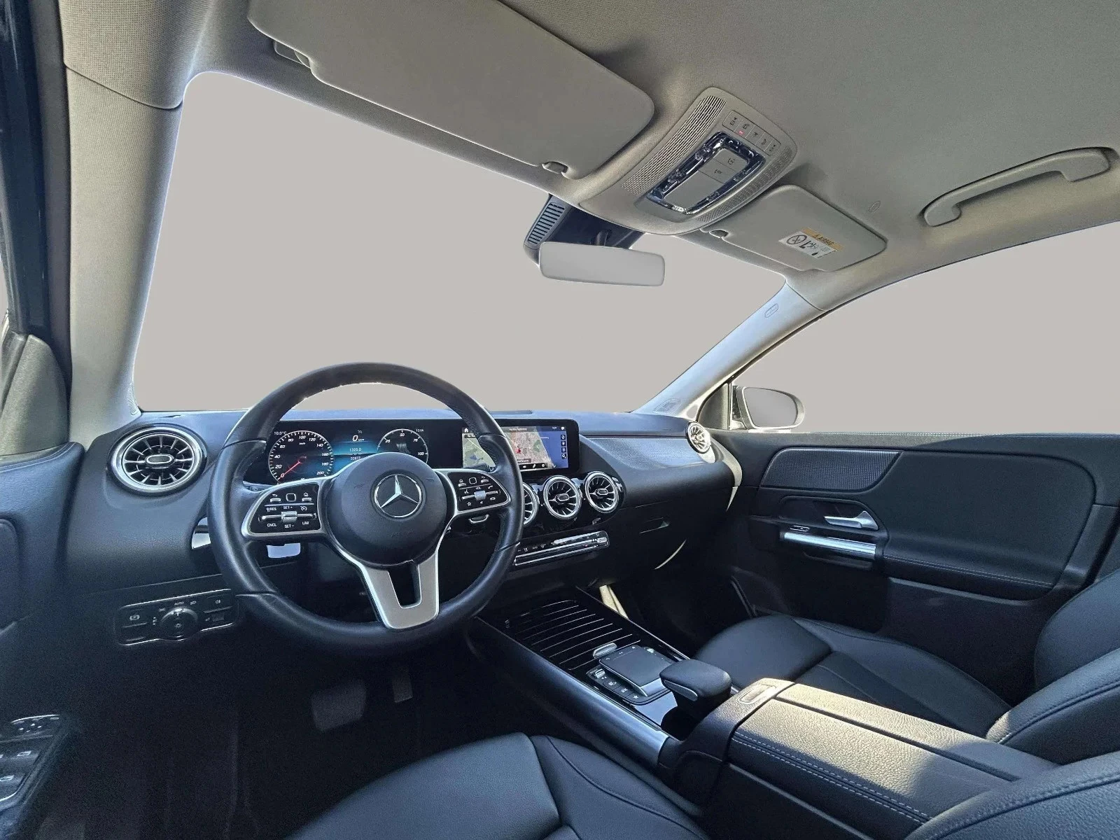 Mercedes-Benz-EQA-image-10