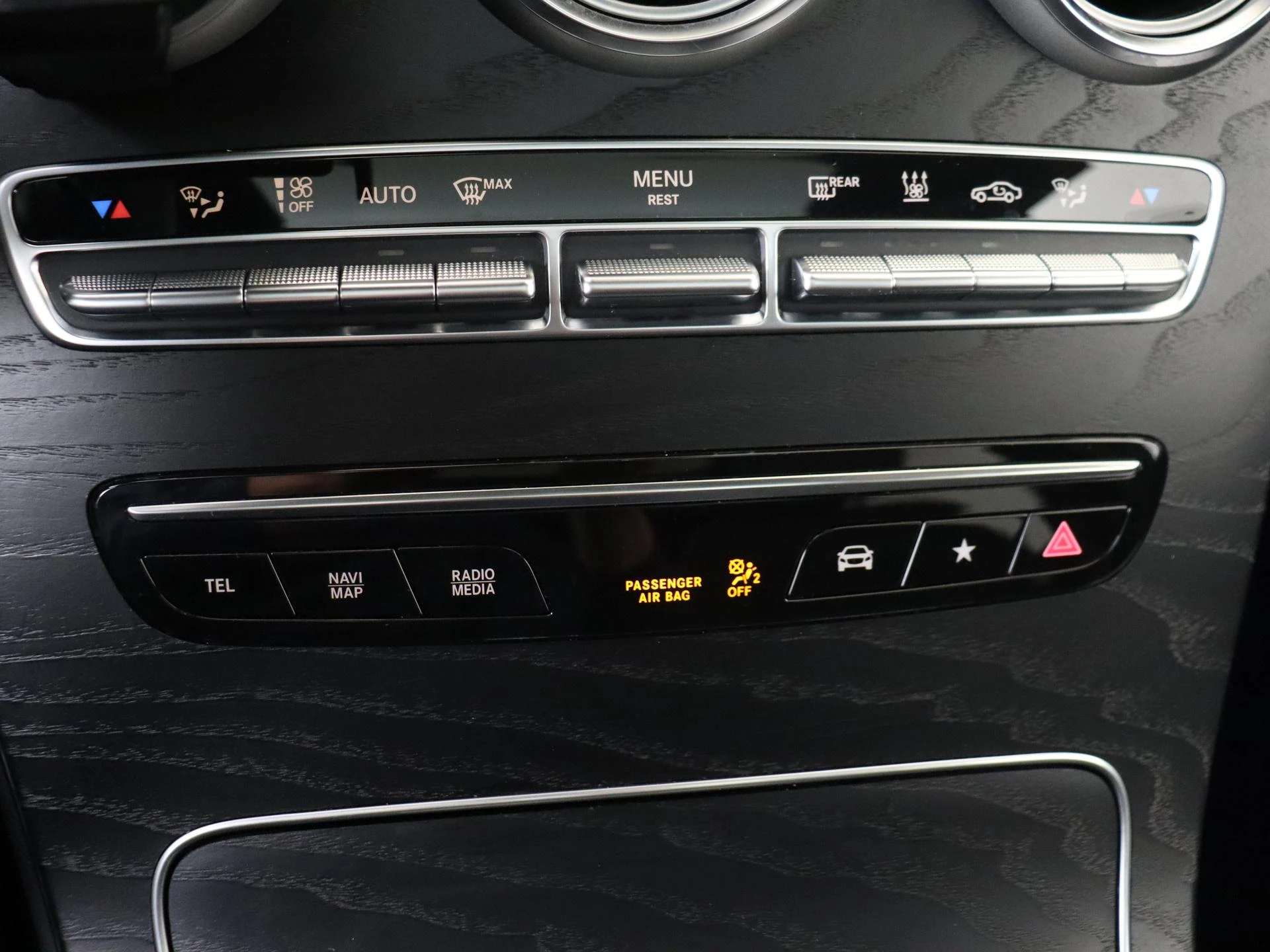 Mercedes-Benz-GLC-image-19