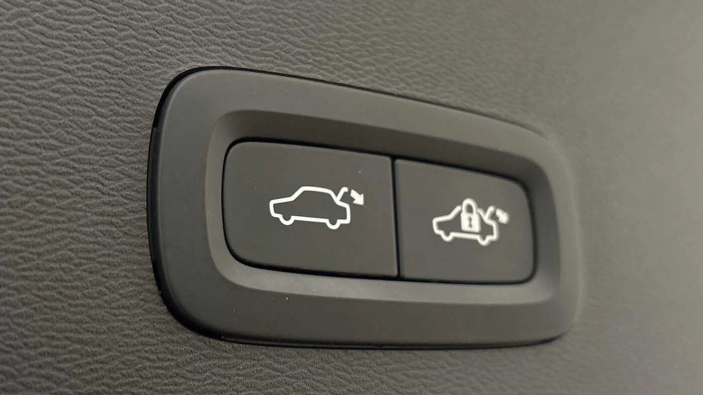 Volvo-XC40-image-32