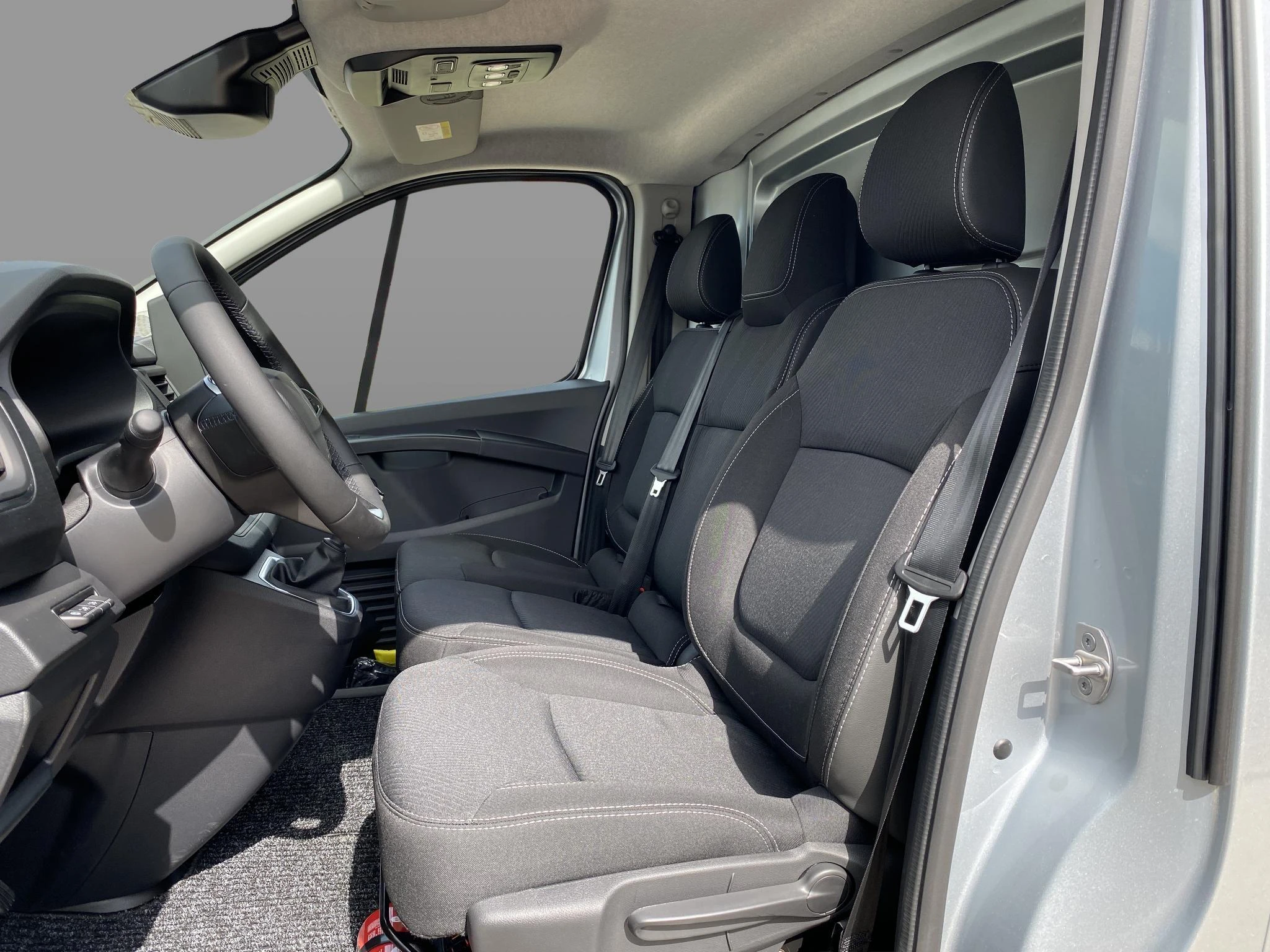 Renault-Trafic-image-12